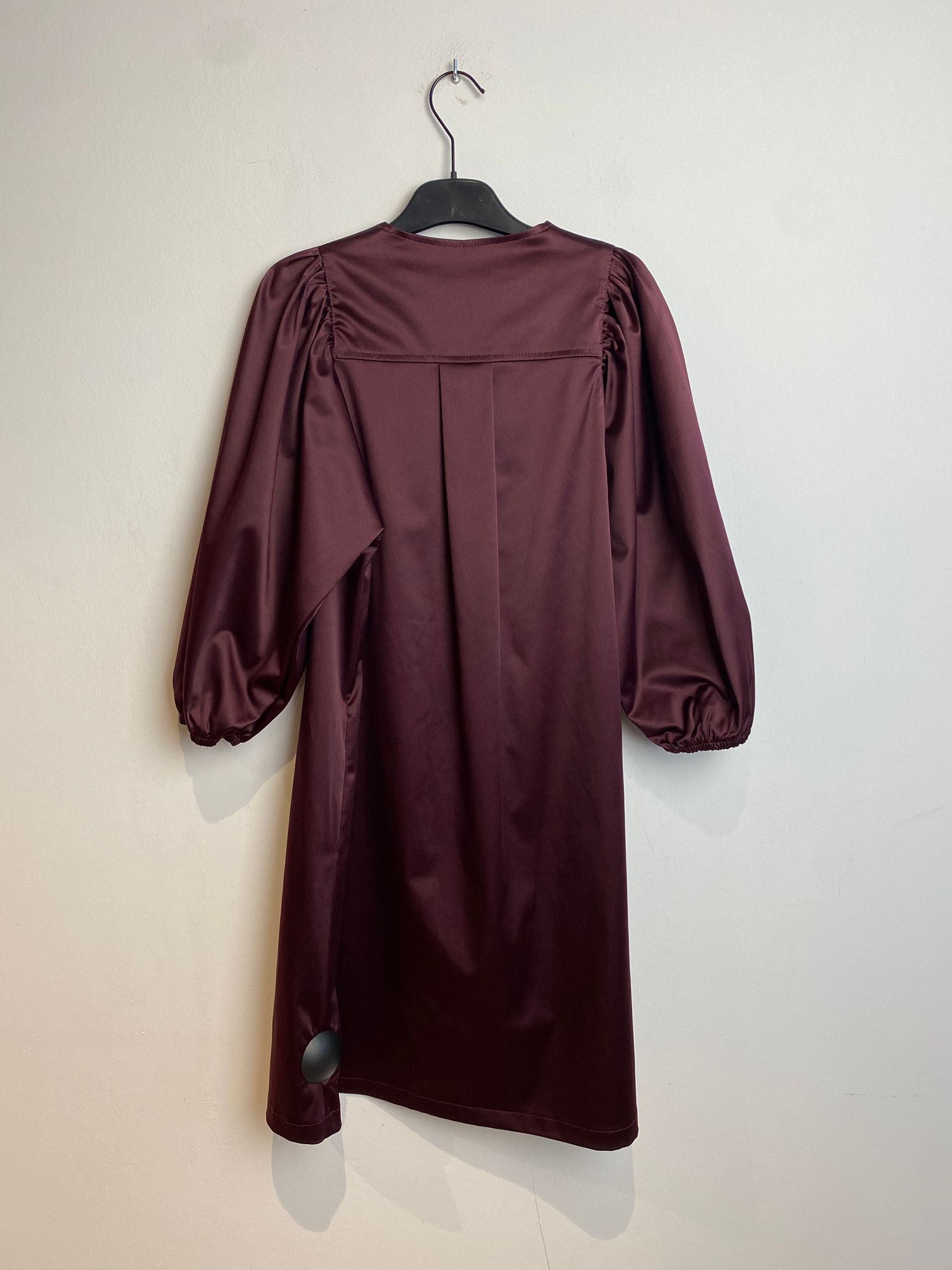 Kleedje Aubergine (2167 Seraph/Burgi )