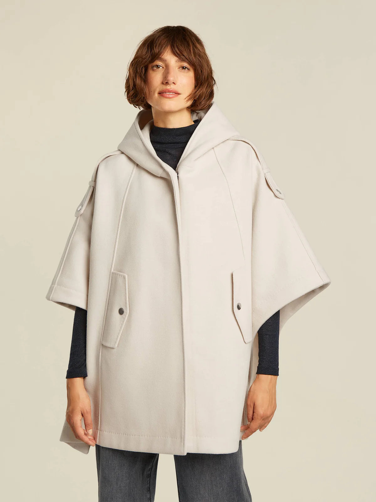 Cape Ecru Beaumont ( Brigit /1150 )