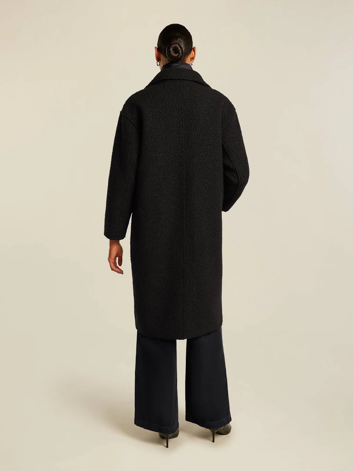 Mantel Zwart Beaumont ( Lotty/1990 )