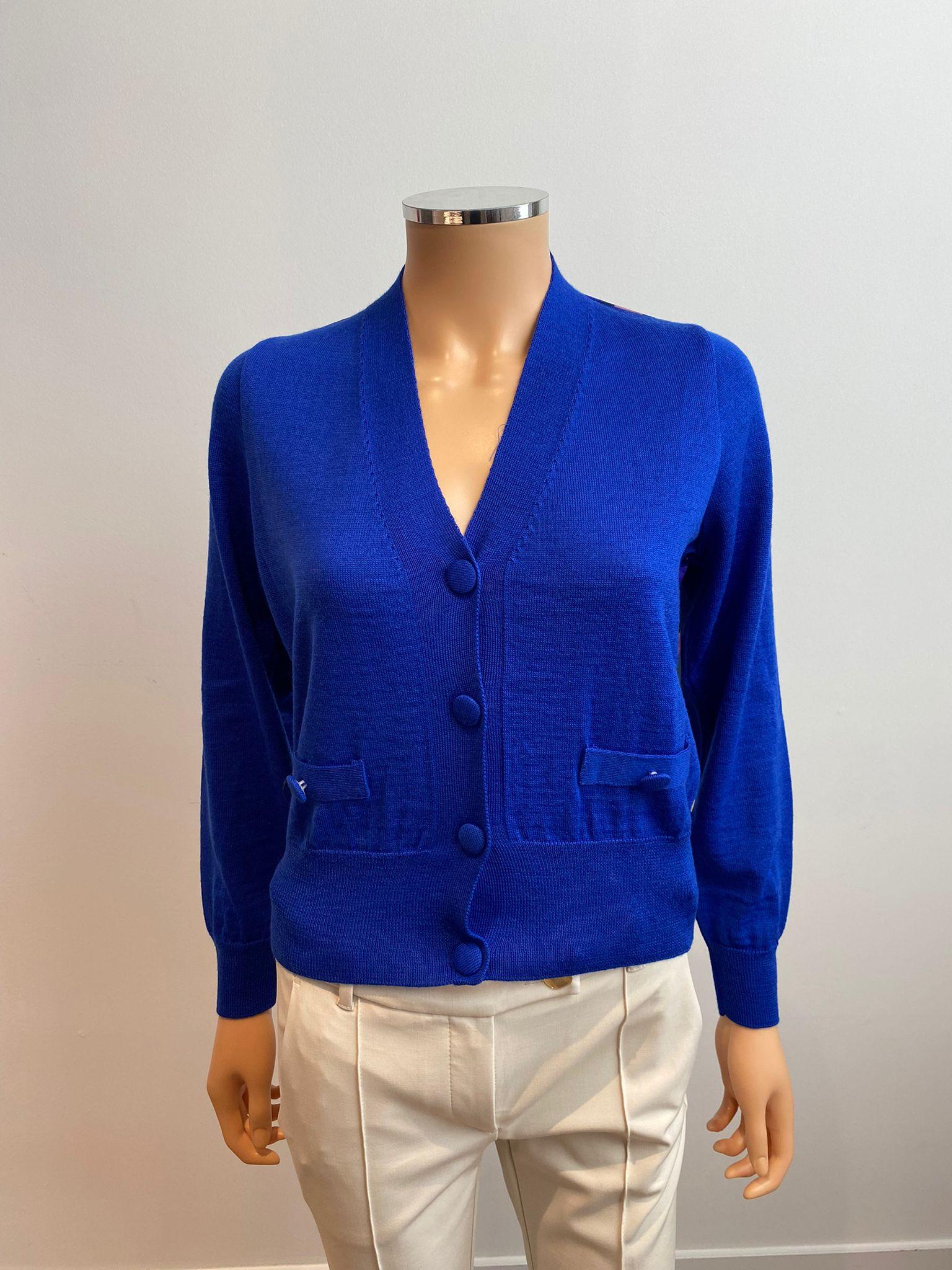 Giletpull Blauw Leonie De Paris ( Lona Brei Flower/Bic ) - Delaere Womenswear