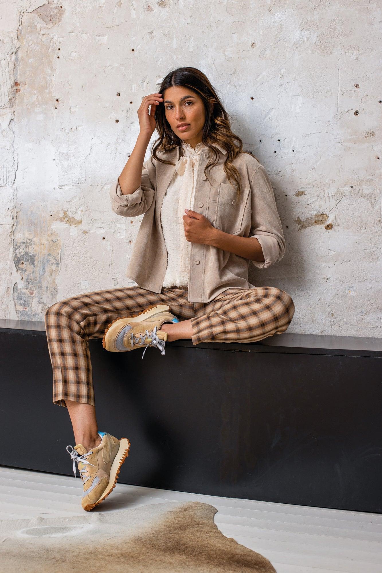 Vest Beige Accent Fashion ( Eddy 7908 Light Beig ) - Delaere Womenswear