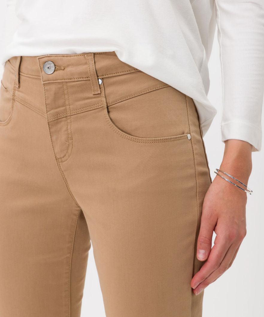 Broek Camel Brax ( Shakira 1707/55 ) - Delaere Womenswear