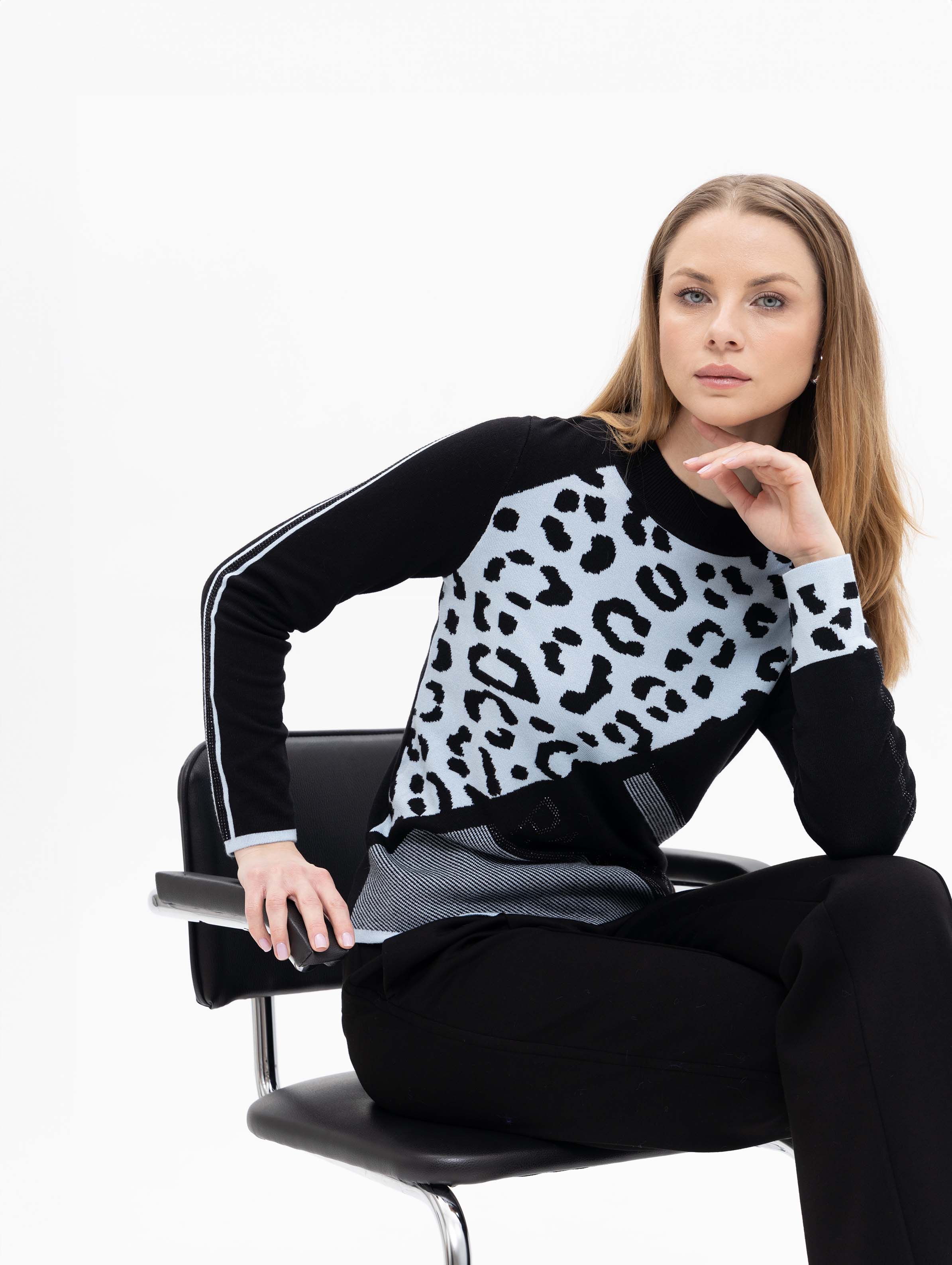 Pull Bleekblauw Passioni ( 18125 )