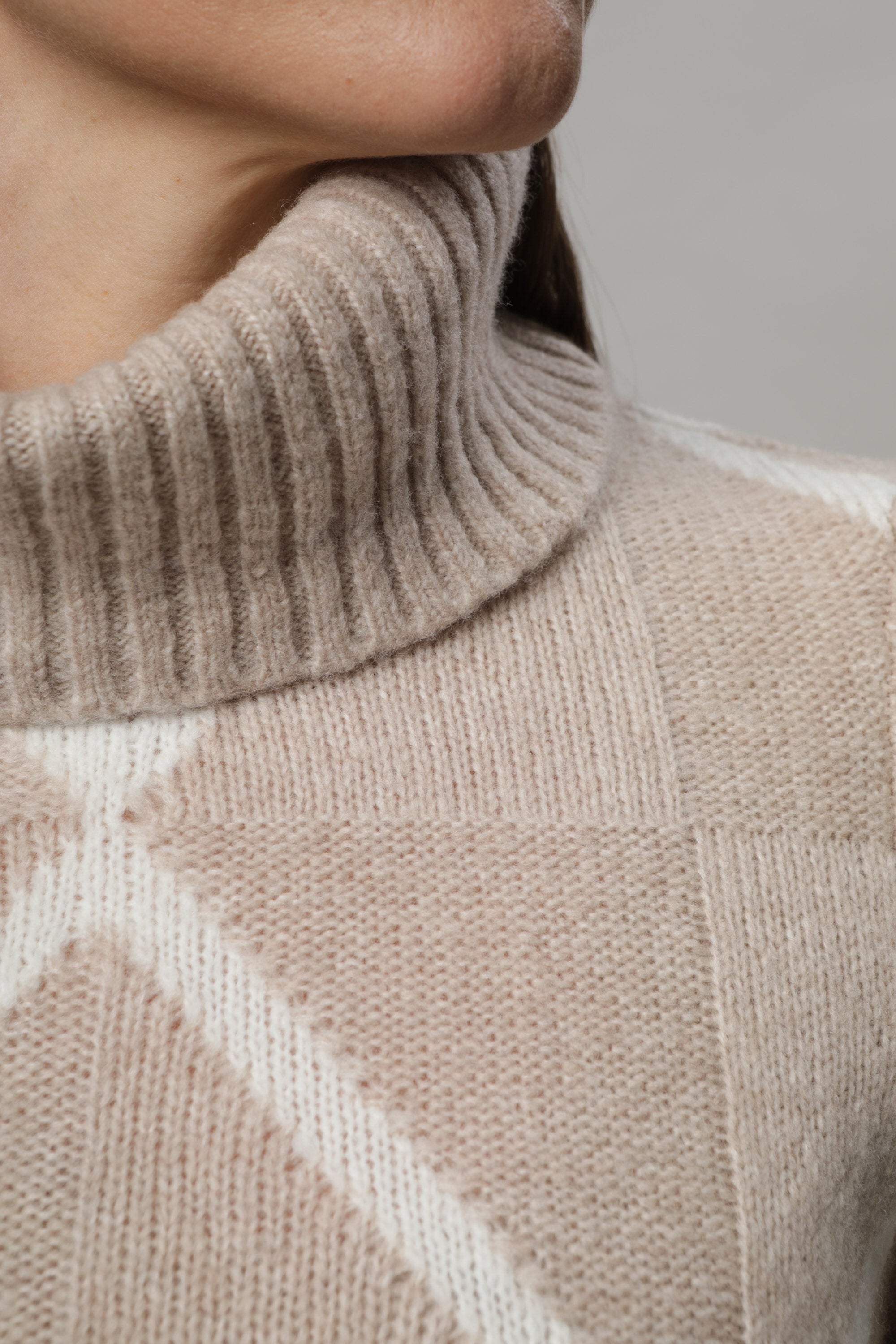 Pull Beige Gollehaug ( 11045/141 )