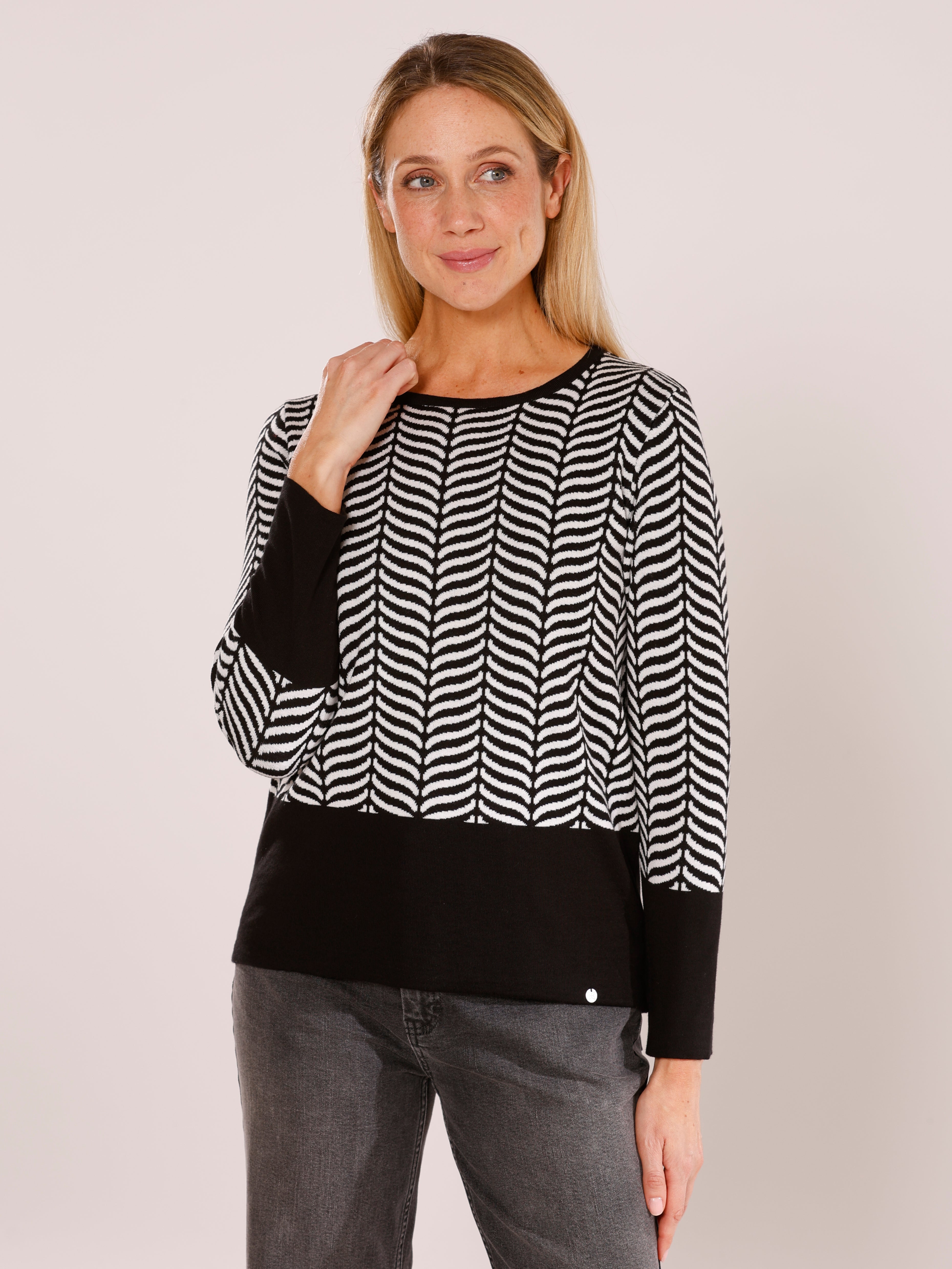 Pull Zwart Gollehaug ( 11069/999 )