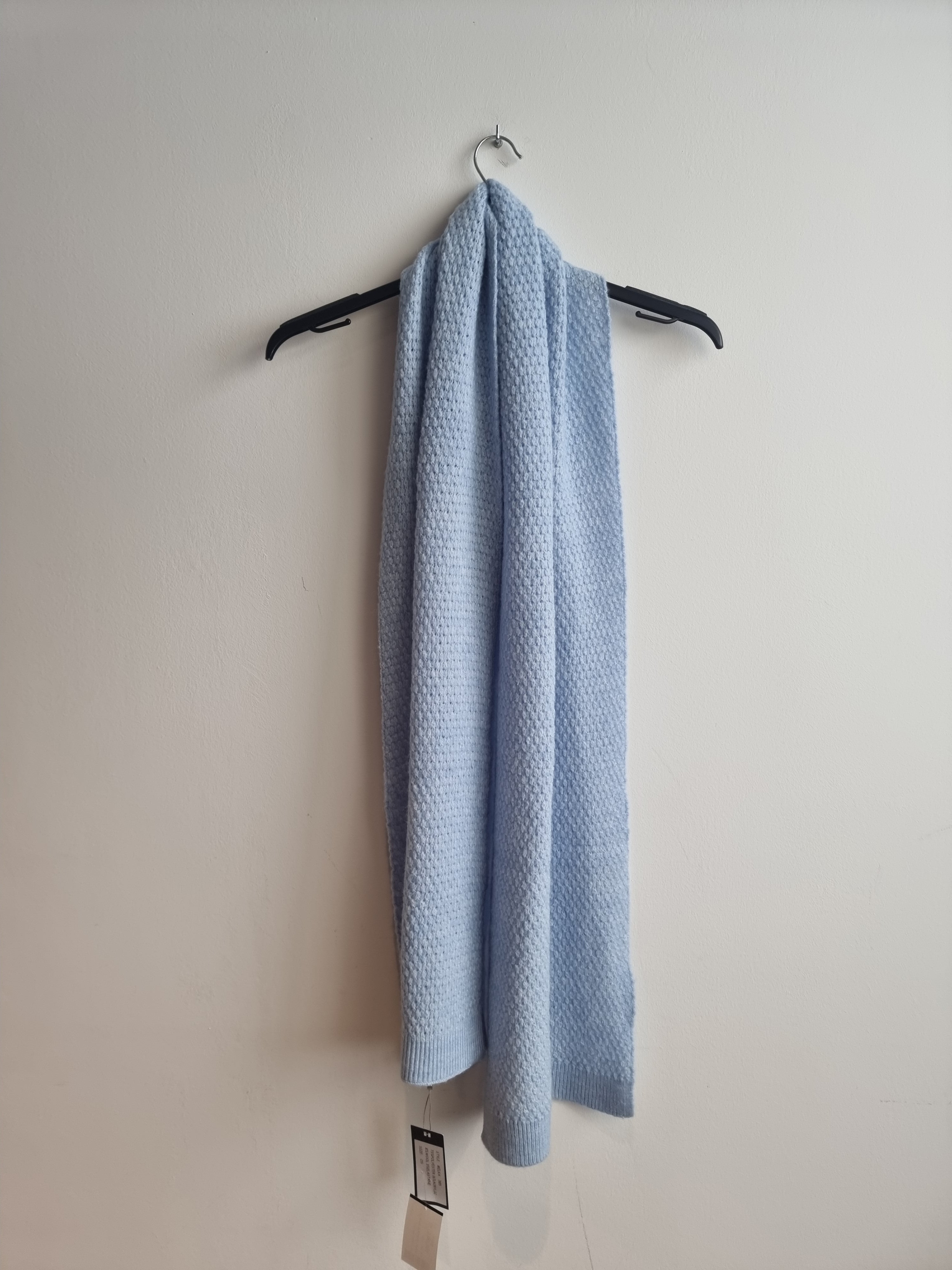 Foulard Bleu pâle Blue Iv ( Melka/385 )