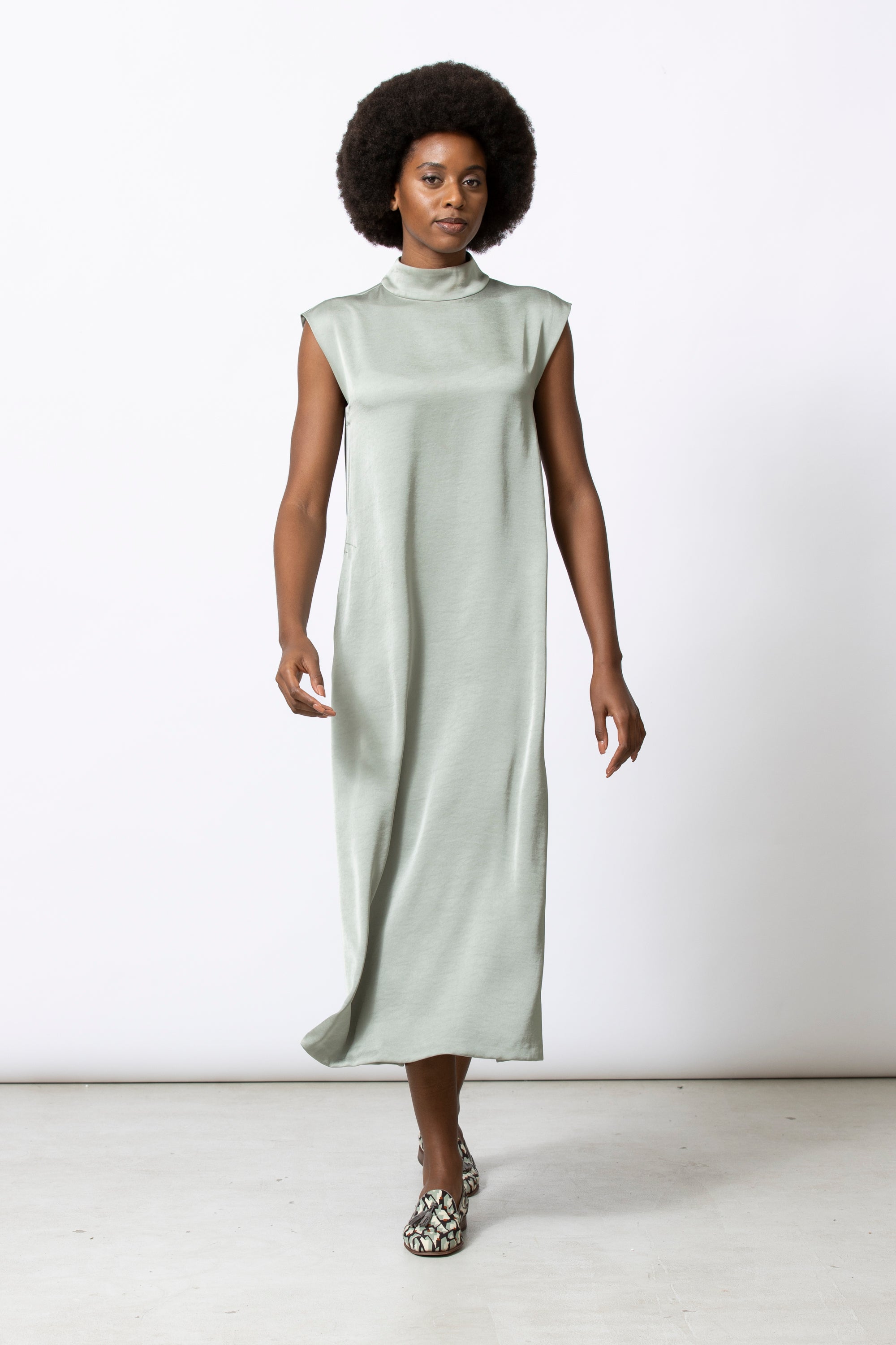 Kleedje Olijfgroen Gigue ( Kekoura 228/525 )