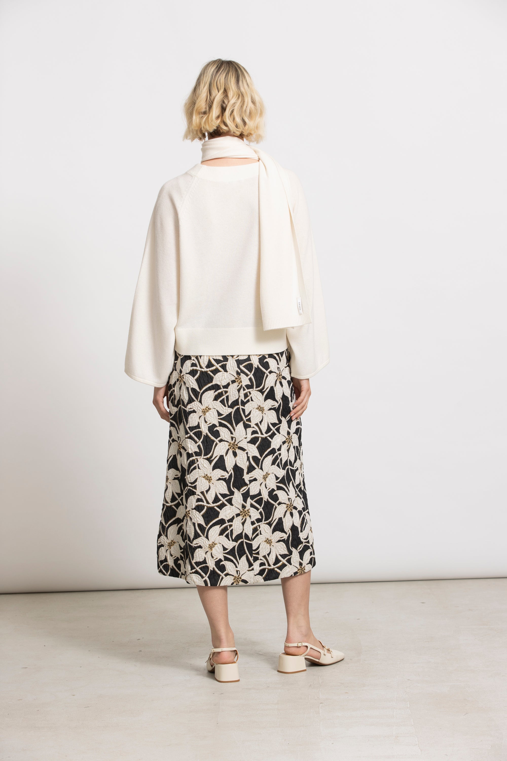 Rok Beige Gigue ( Tua 904/2790 )