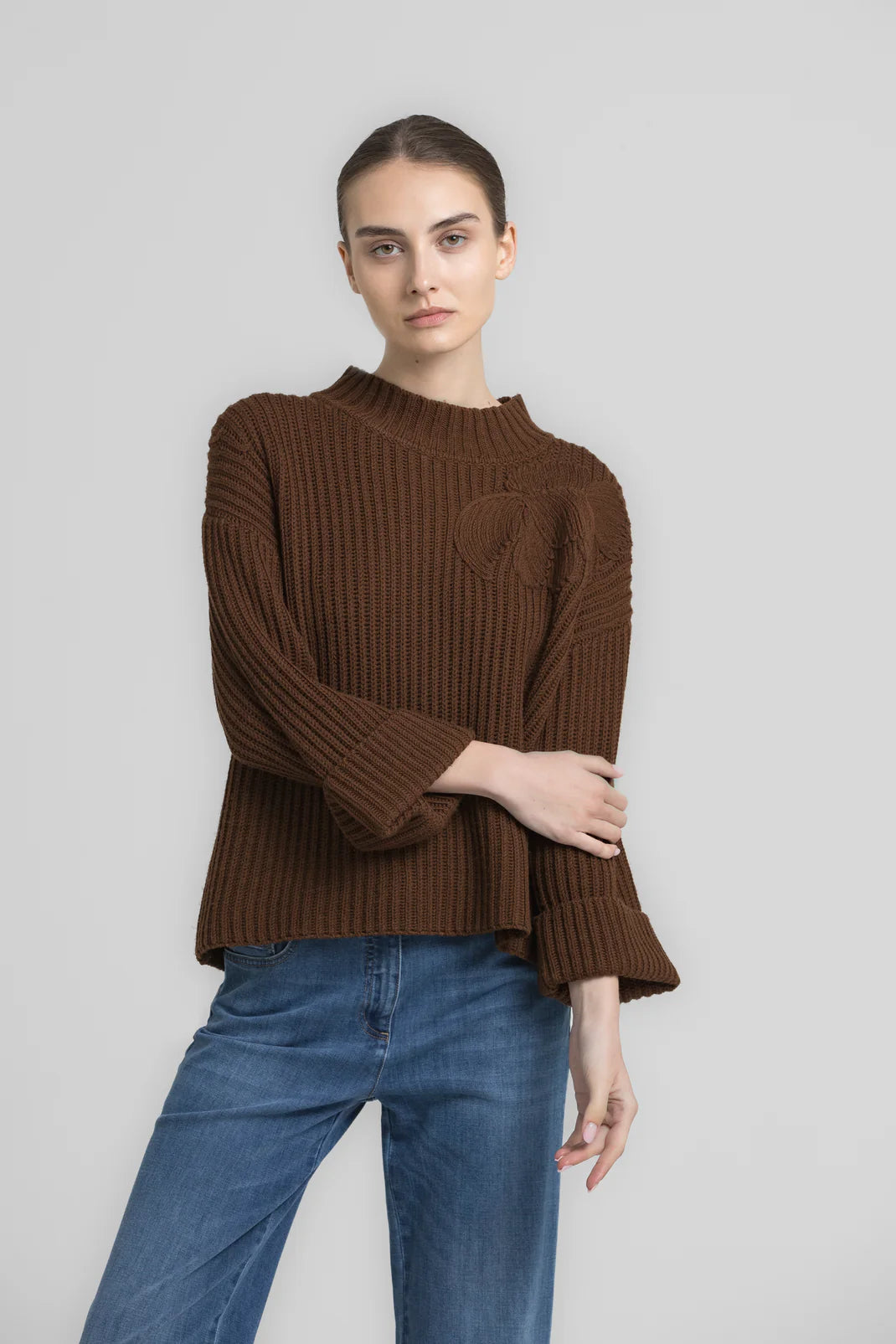 Pull Bruin Gigue ( Lush 824/2239 )