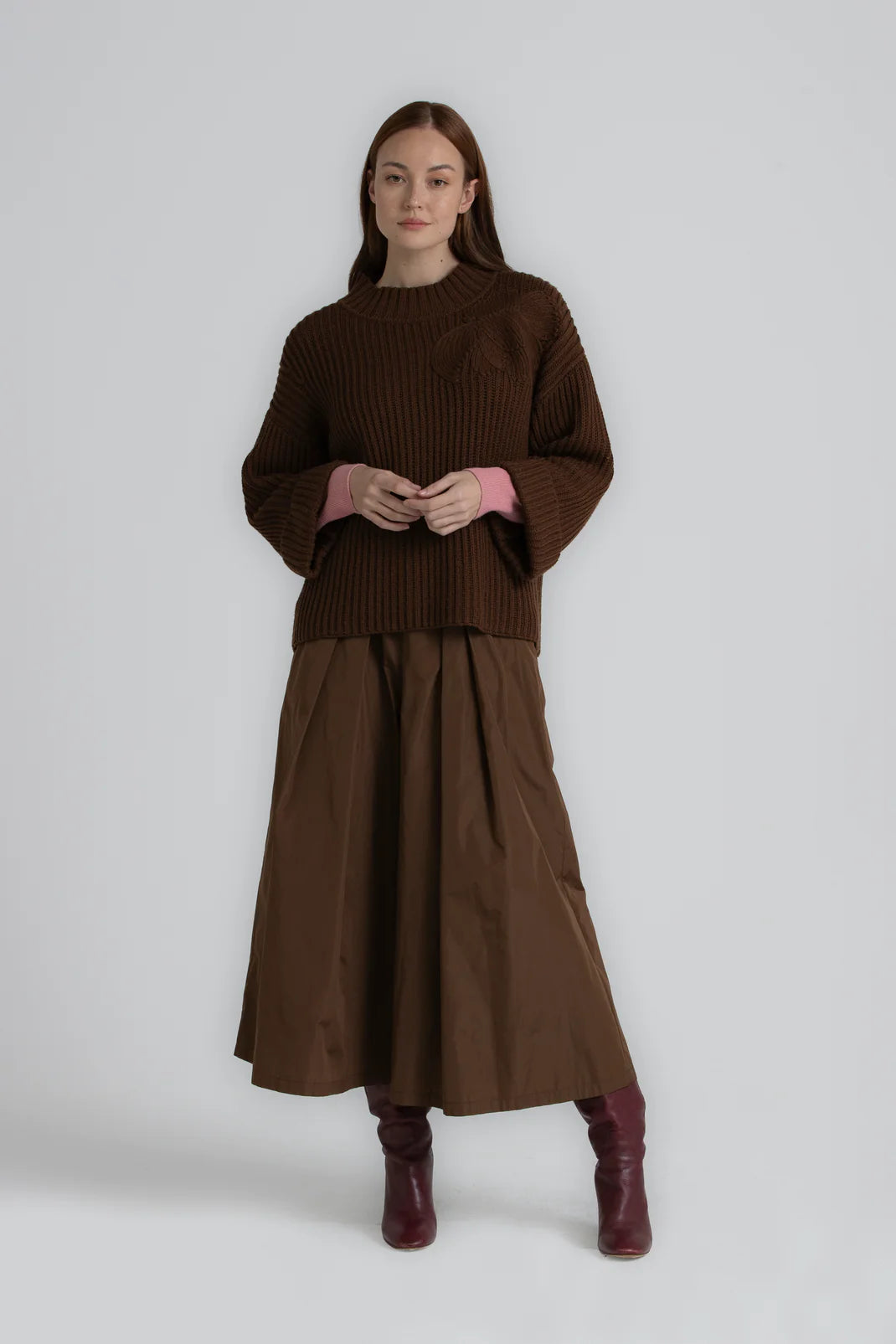 Pull Bruin Gigue ( Lush 824/2239 )
