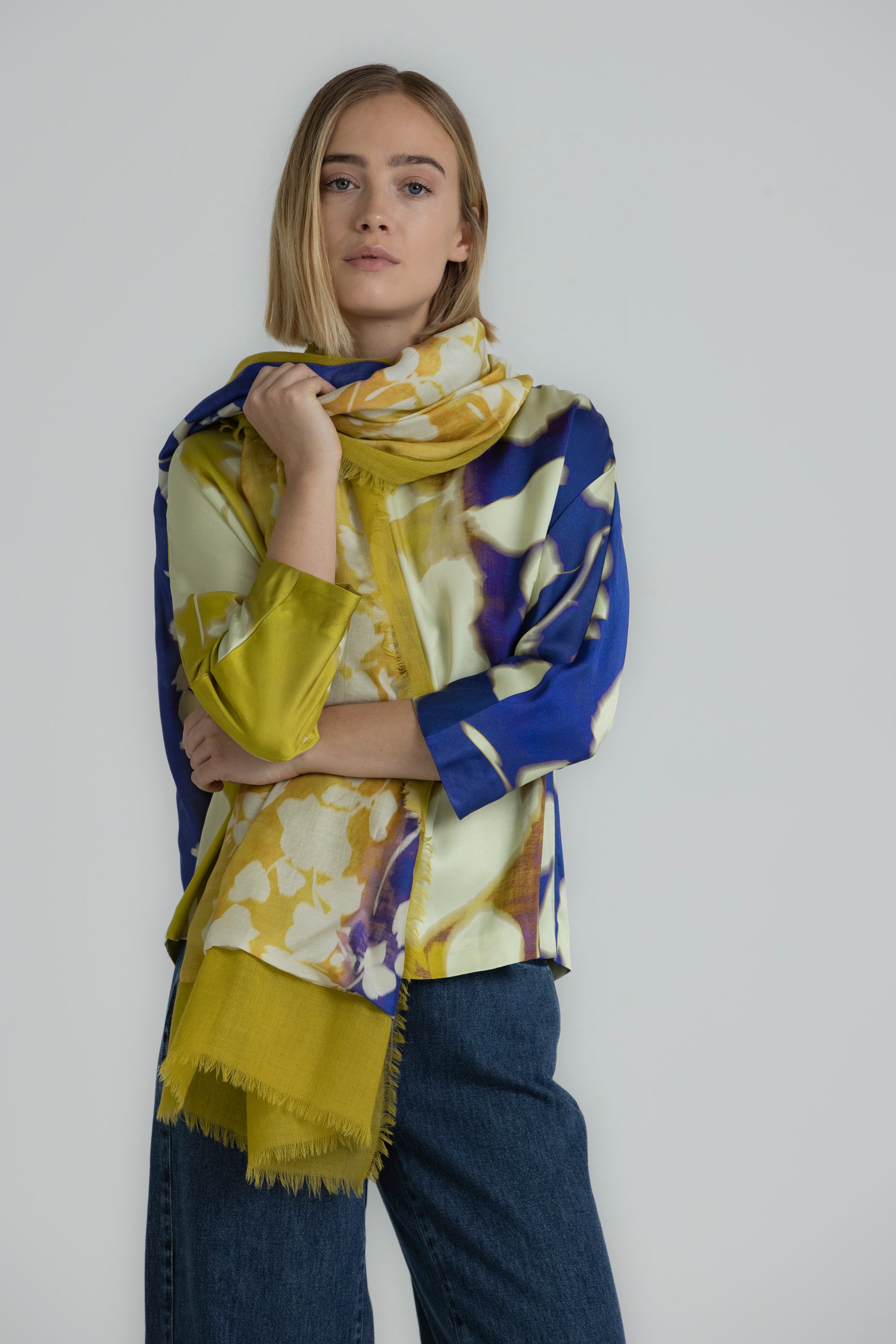 Sjaal Geel Gigue ( Scarf 6 886/2324 )