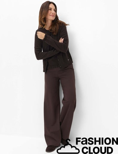 Broek Bruin Raphaela (Brax) ( Lillyth Fl 502/52 )