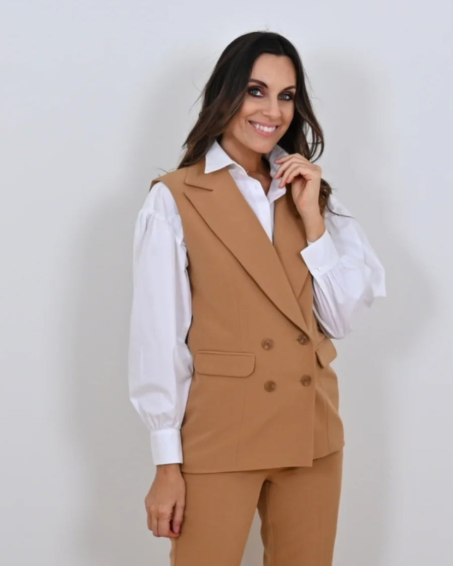 Giletvest Camel Leonie De Paris ( 252219 Sema )