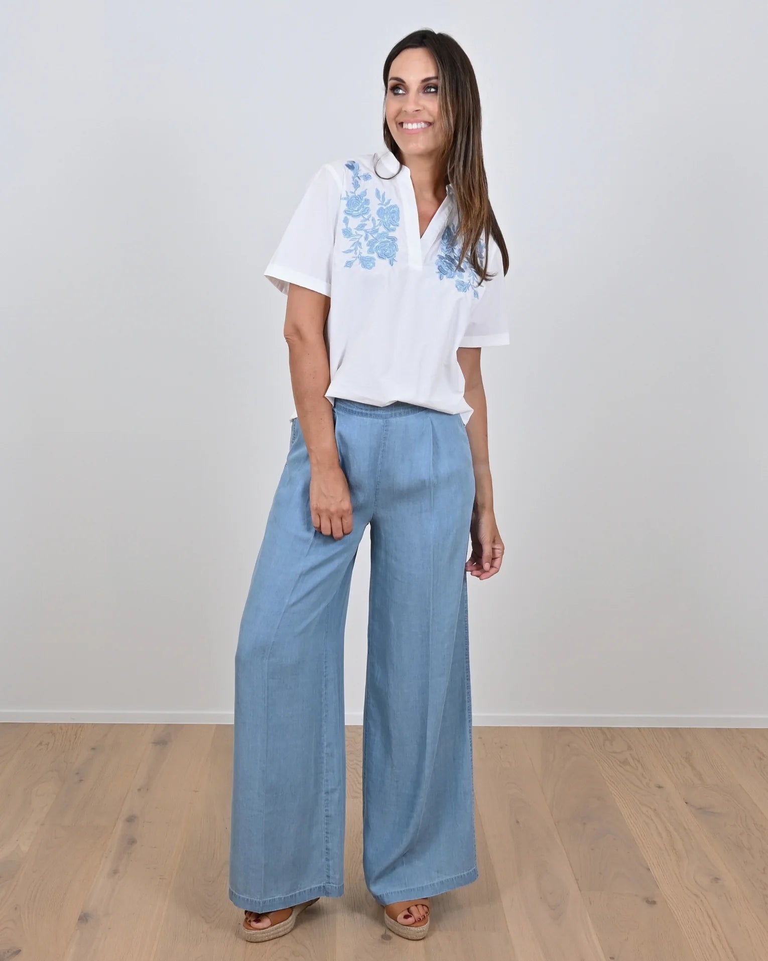 Pantalon bleu Léonie De Paris ( 261033/Clara )