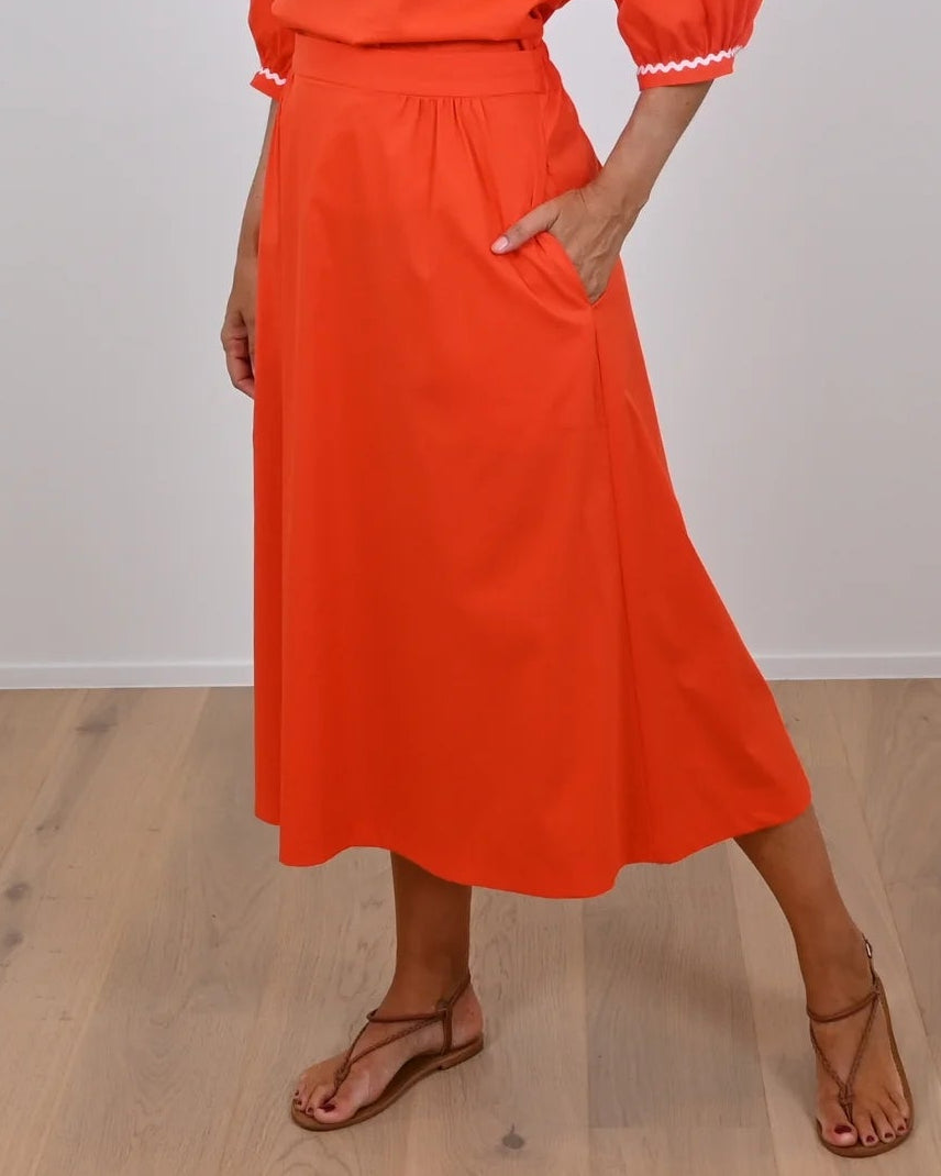 Rok Rood Leonie De Paris ( 261159/Mona )