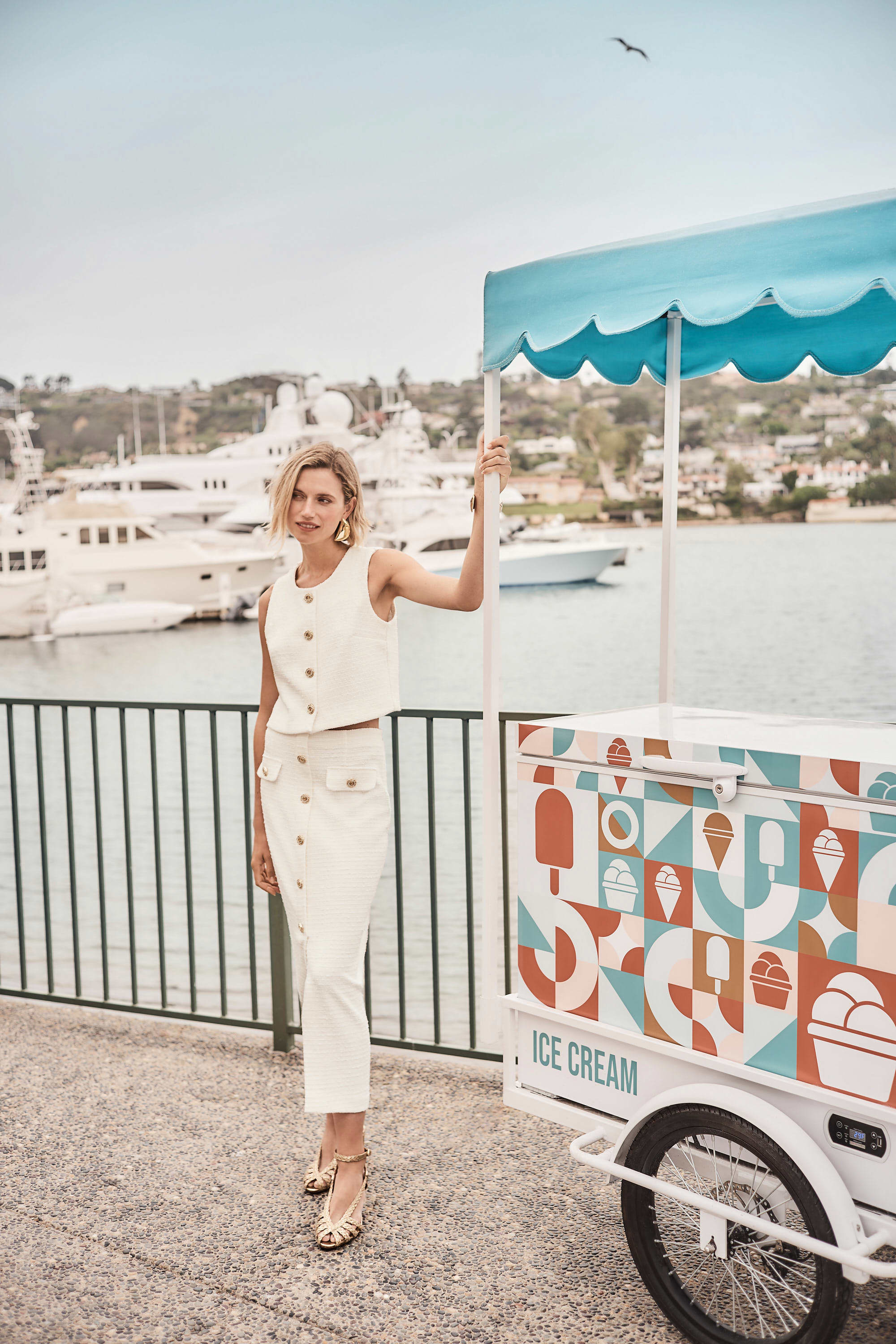 Rok Ecru Ribkoff ( 261301/34 )