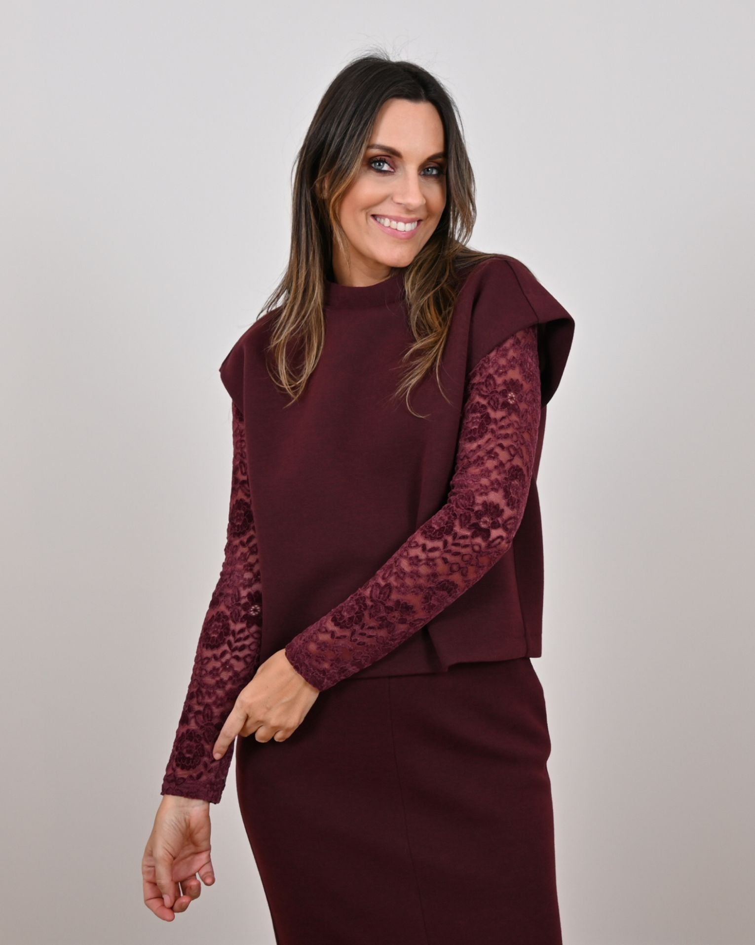 Sweater Bordeaux Leonie De Paris ( 262101 Lena/Bordeaux )