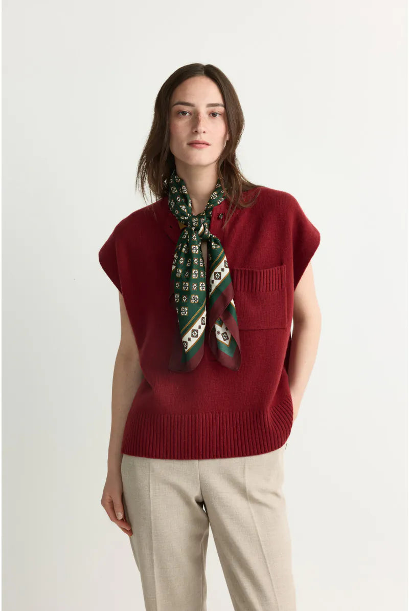 Pull Rood Xandres ( Astilbe/0210 )