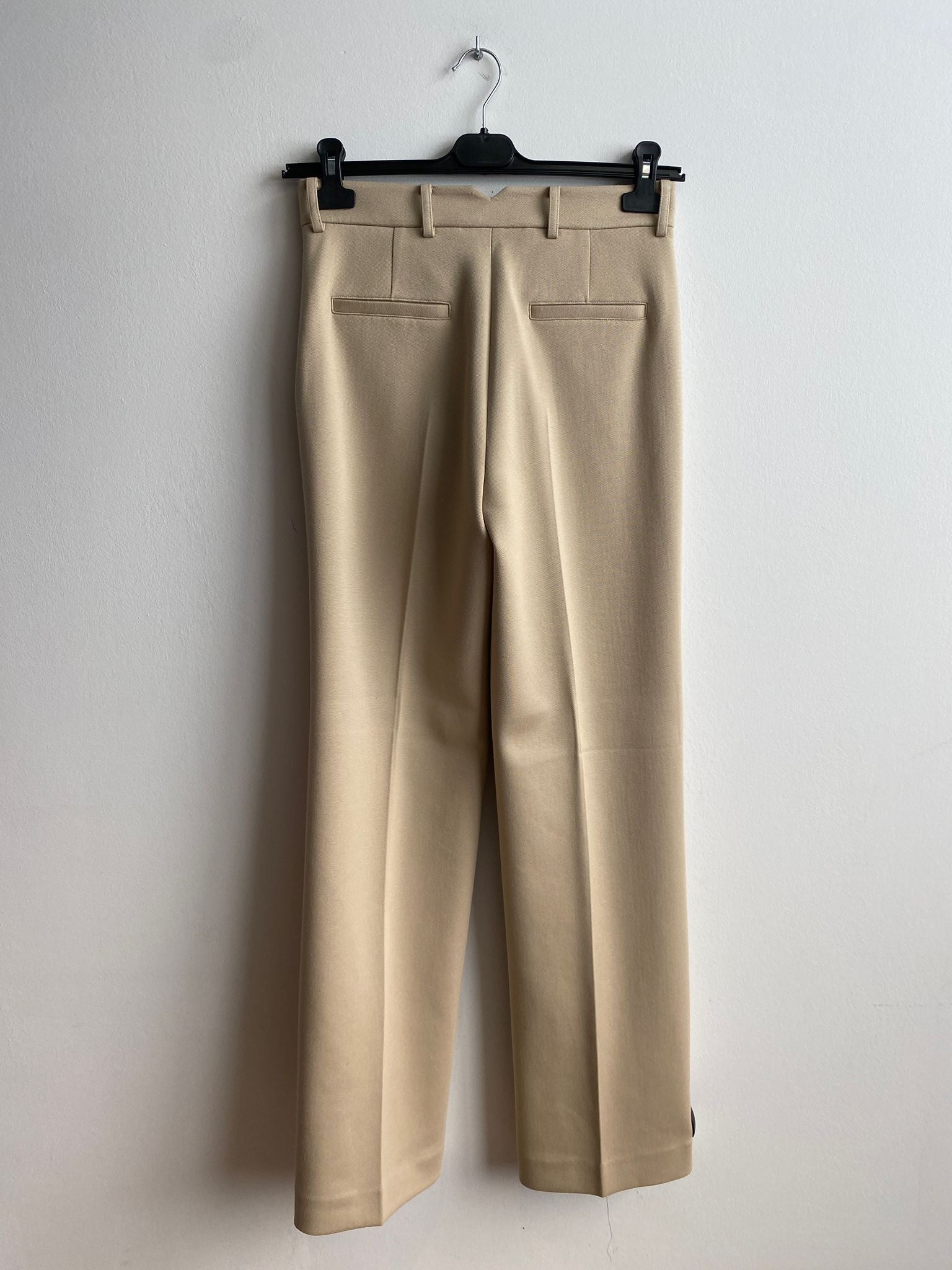 Pantalon Camel Beaumont ( Yuka/2700 )