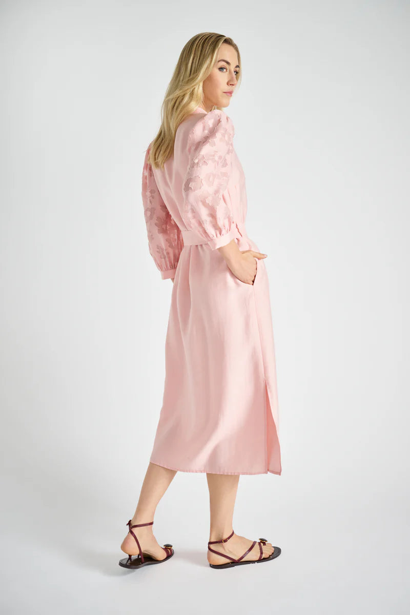 Kleedje Roze Marie Mero ( Dr15/163+512 )