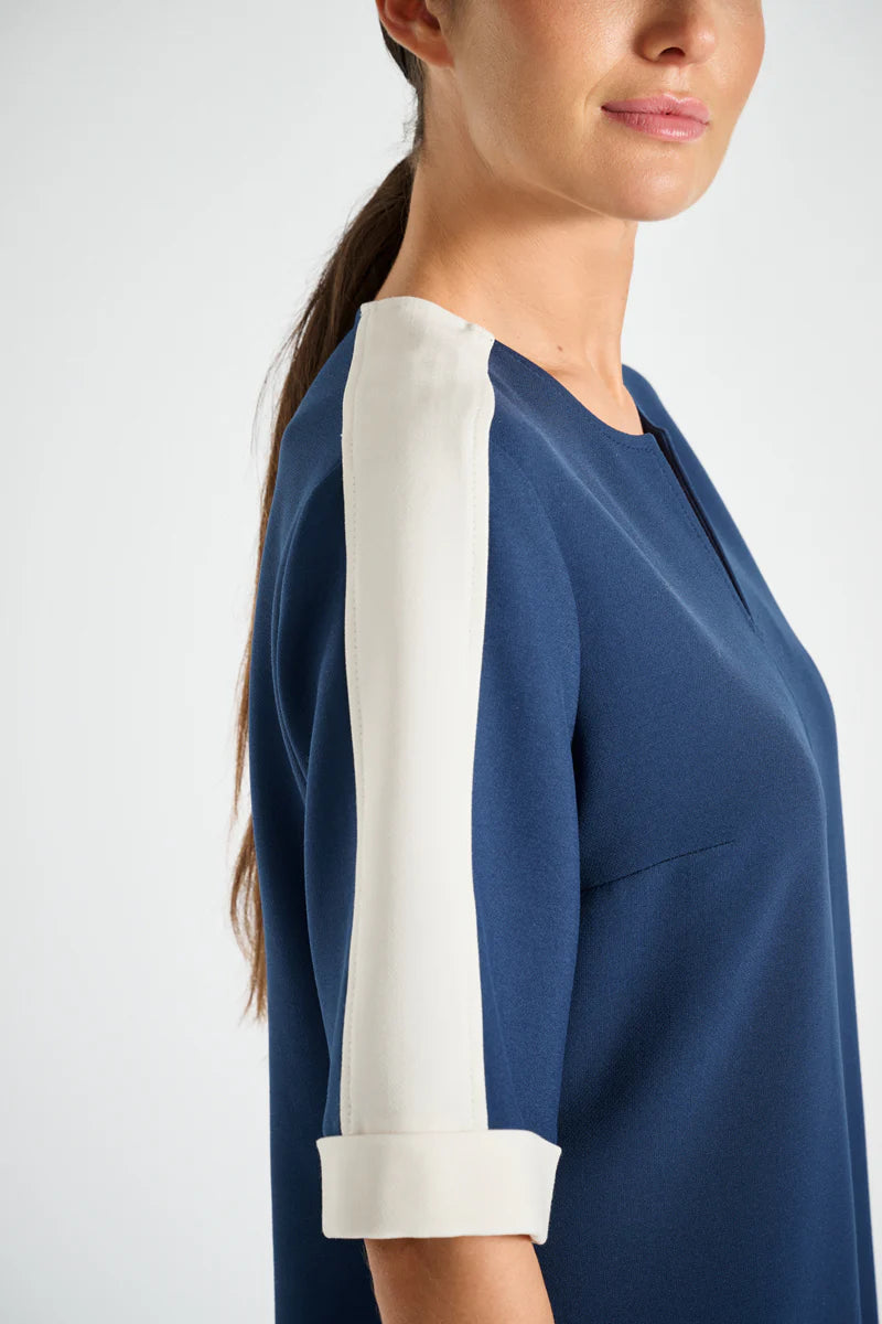 Kleedje Donkerblauw Marie Mero ( Dr34/128+125 )