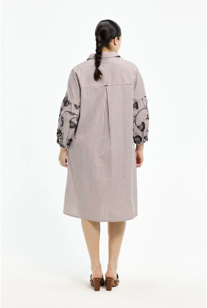 Kleedje Bruin Xandres ( Kopi/1711 )