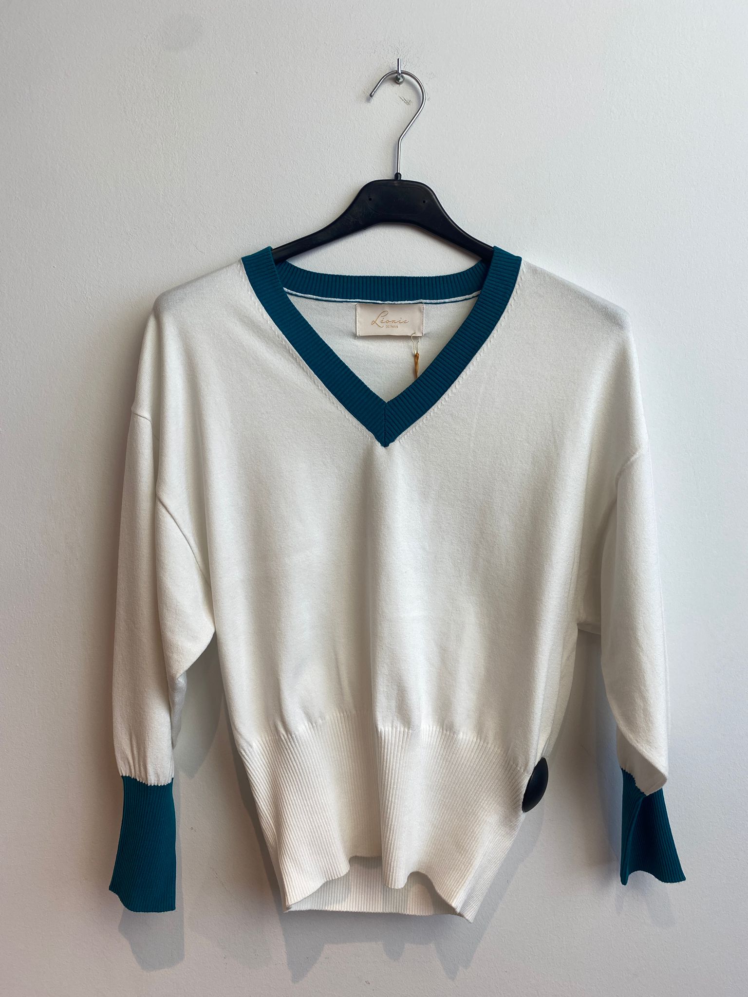 Pull Écru Léonie De Paris ( Zora Bis /Ecr/Petr )