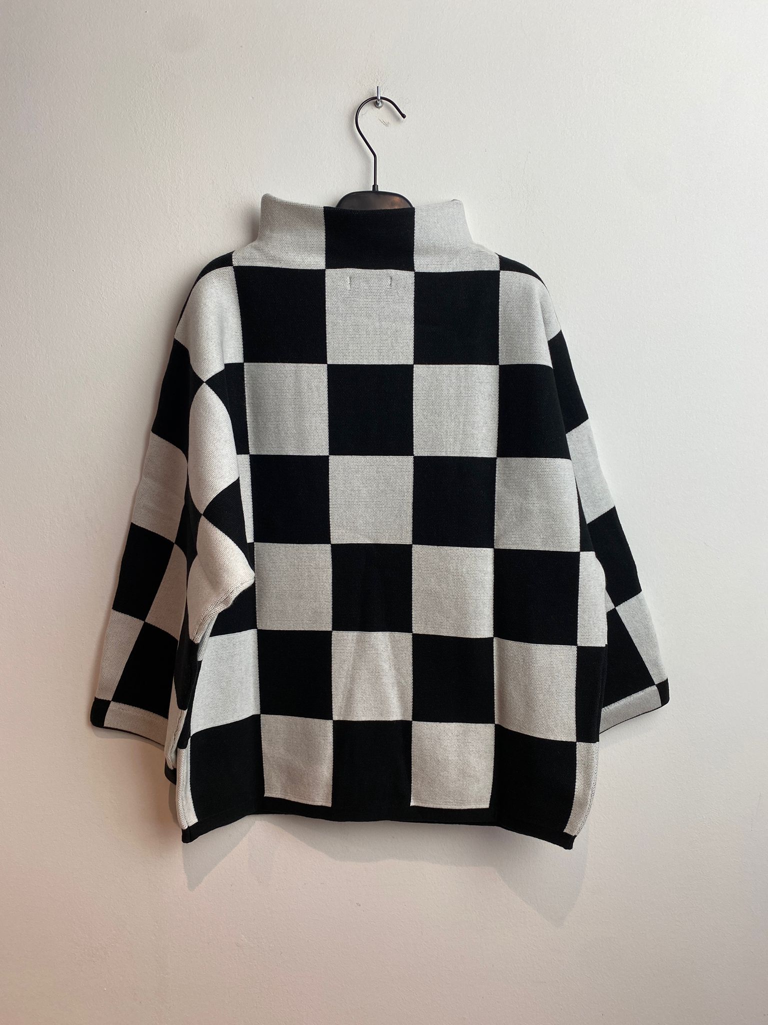 Pull Zwart Atmos ( 1685 Ayla/Black )