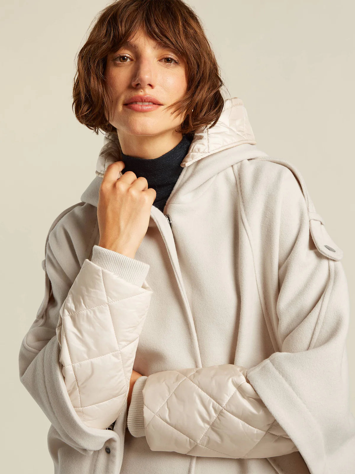 Cape Ecru Beaumont ( Brigit /1150 )