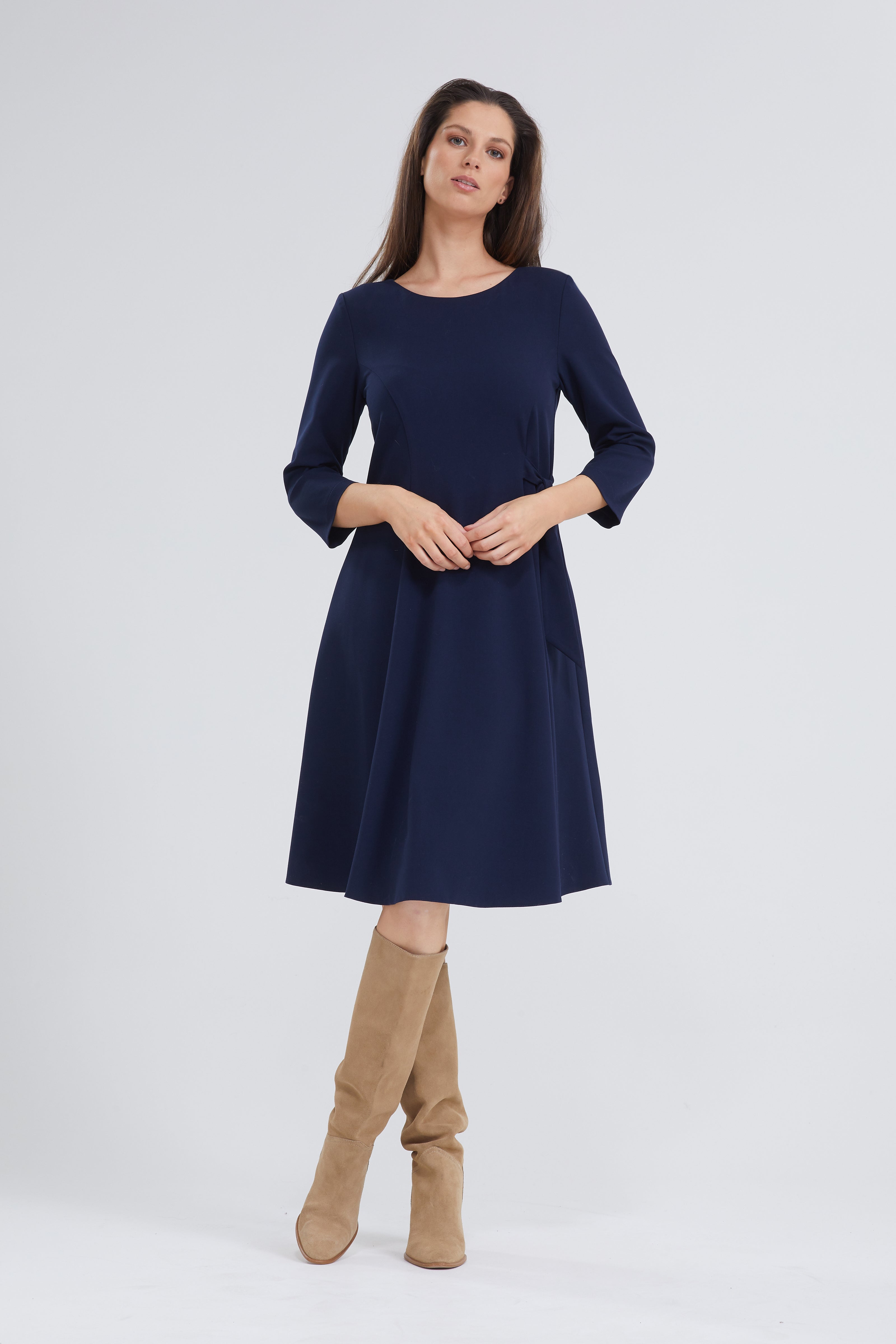 Robe Bleu Foncé Bleu Iv ( Lea/301 )