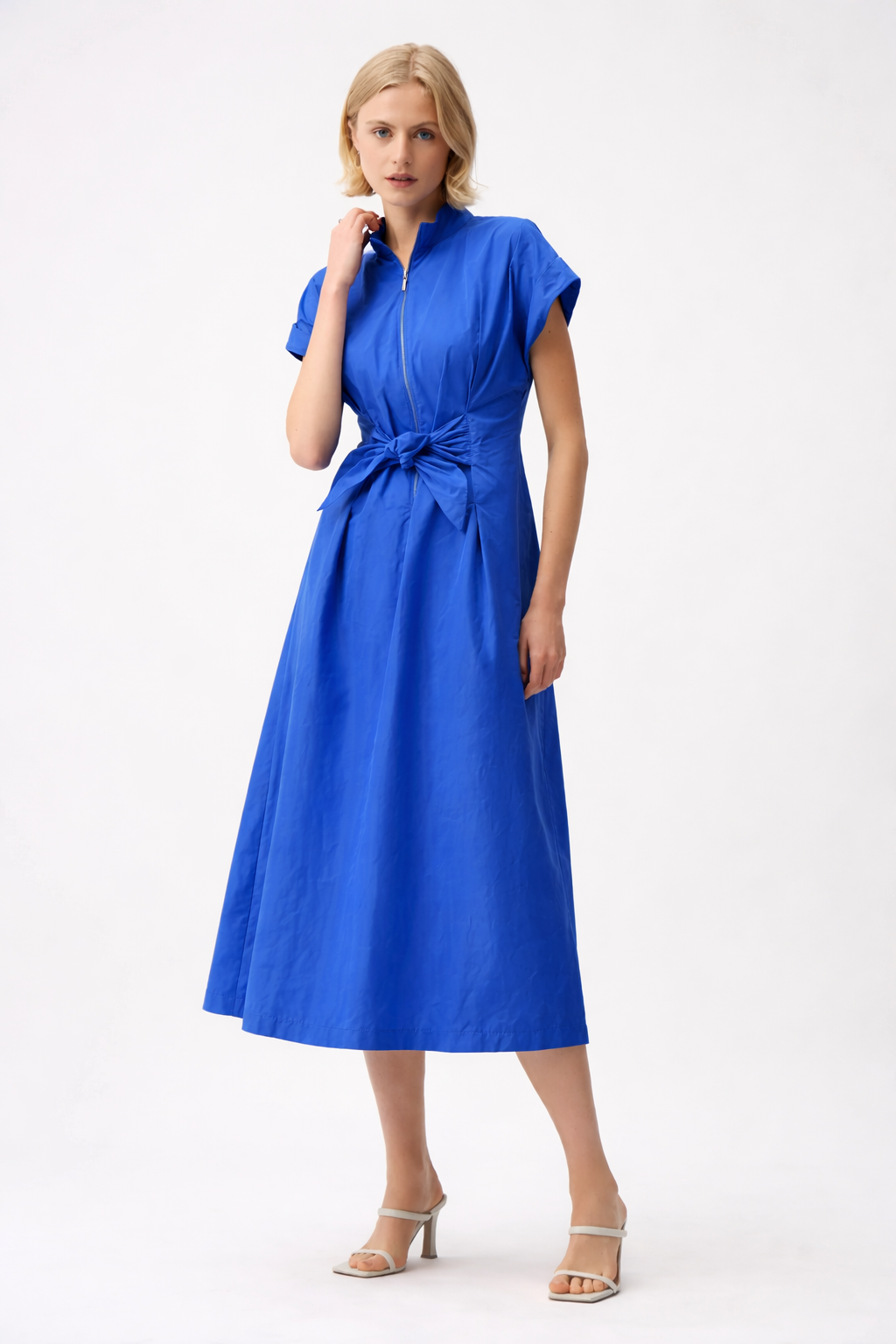 Tapis Joseph Ribkoff bleu ( 261177/3849 T )