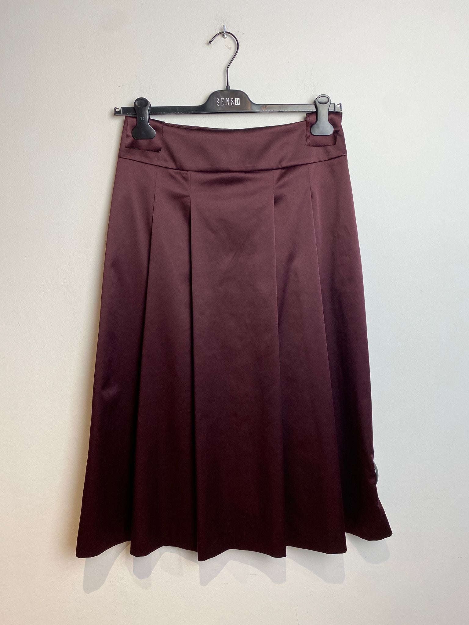Rok Aubergine Senso ( 1745 Seraph/Burgi )