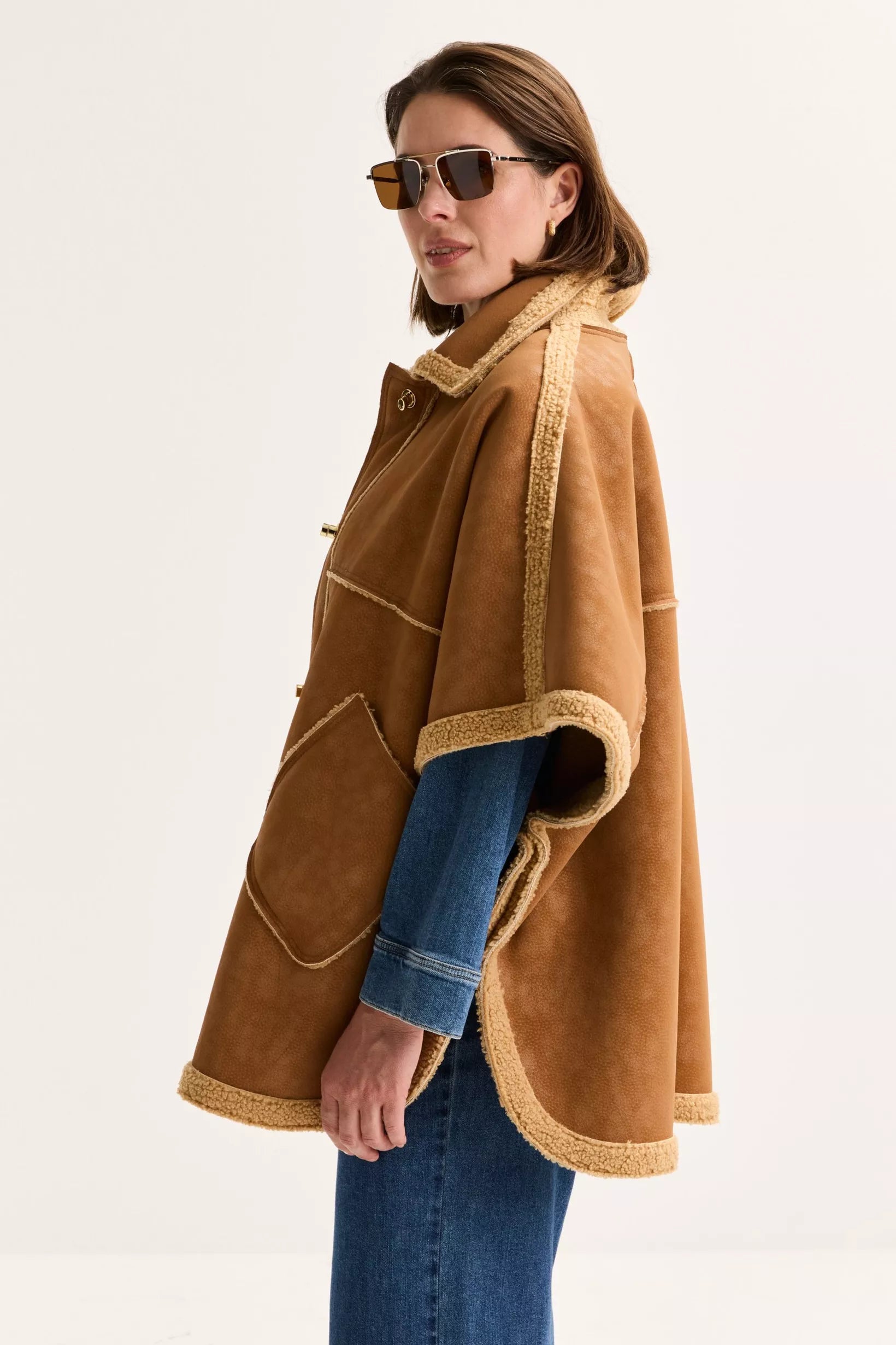 Cape Camel Mayerline ( Oslo 4582/036 )
