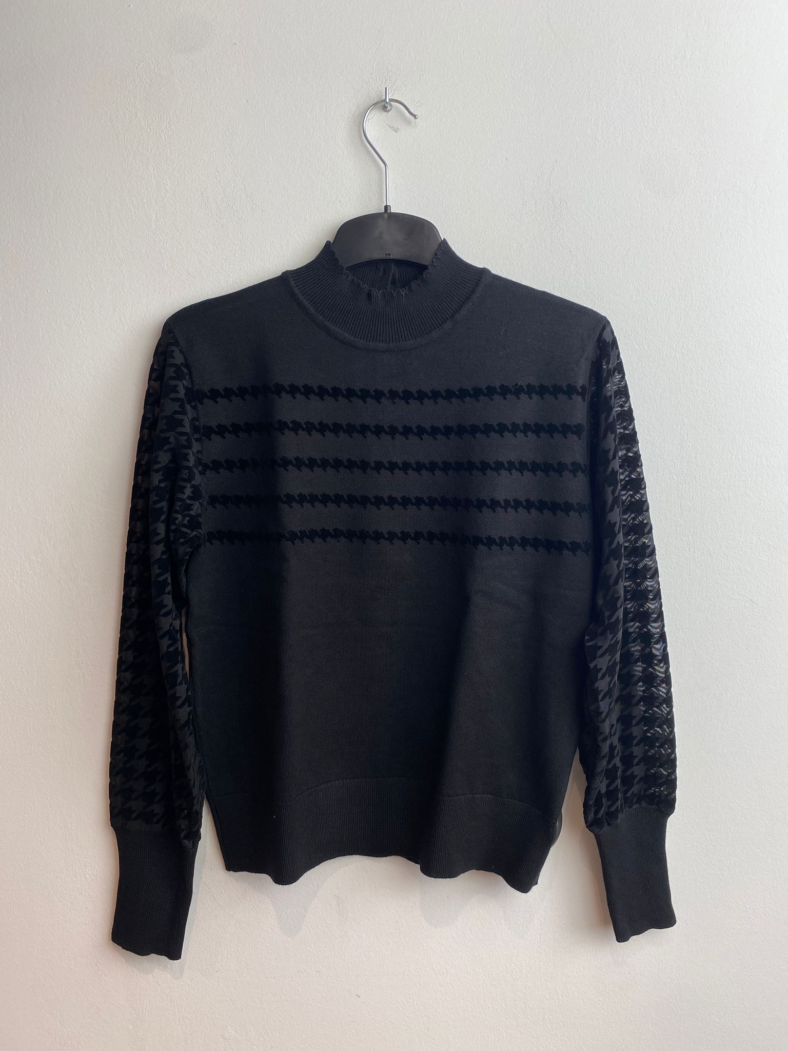 Pull Zwart Leo & Ugo ( Bw303/Black )