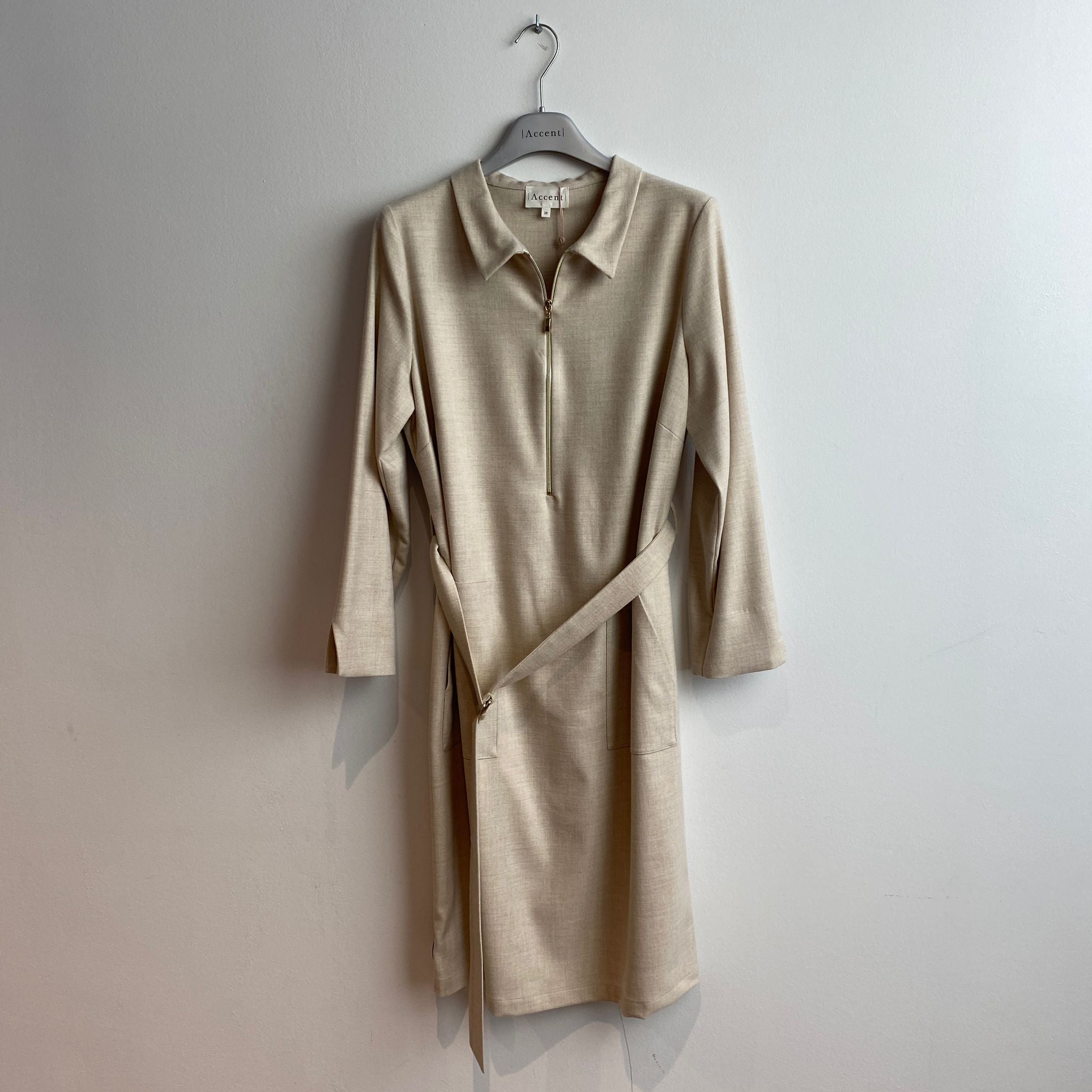 Robe Ecru Accent Fashion (danois 20101/Baileys)