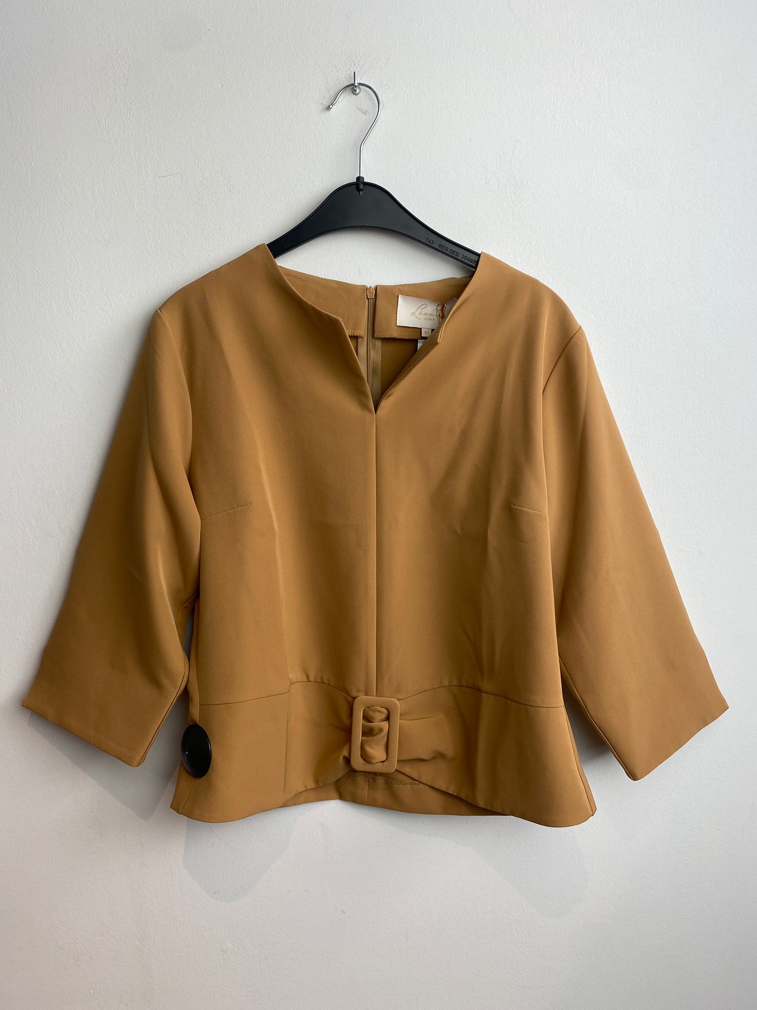 Bloes Camel Leonie De Paris ( 252025 Dani )