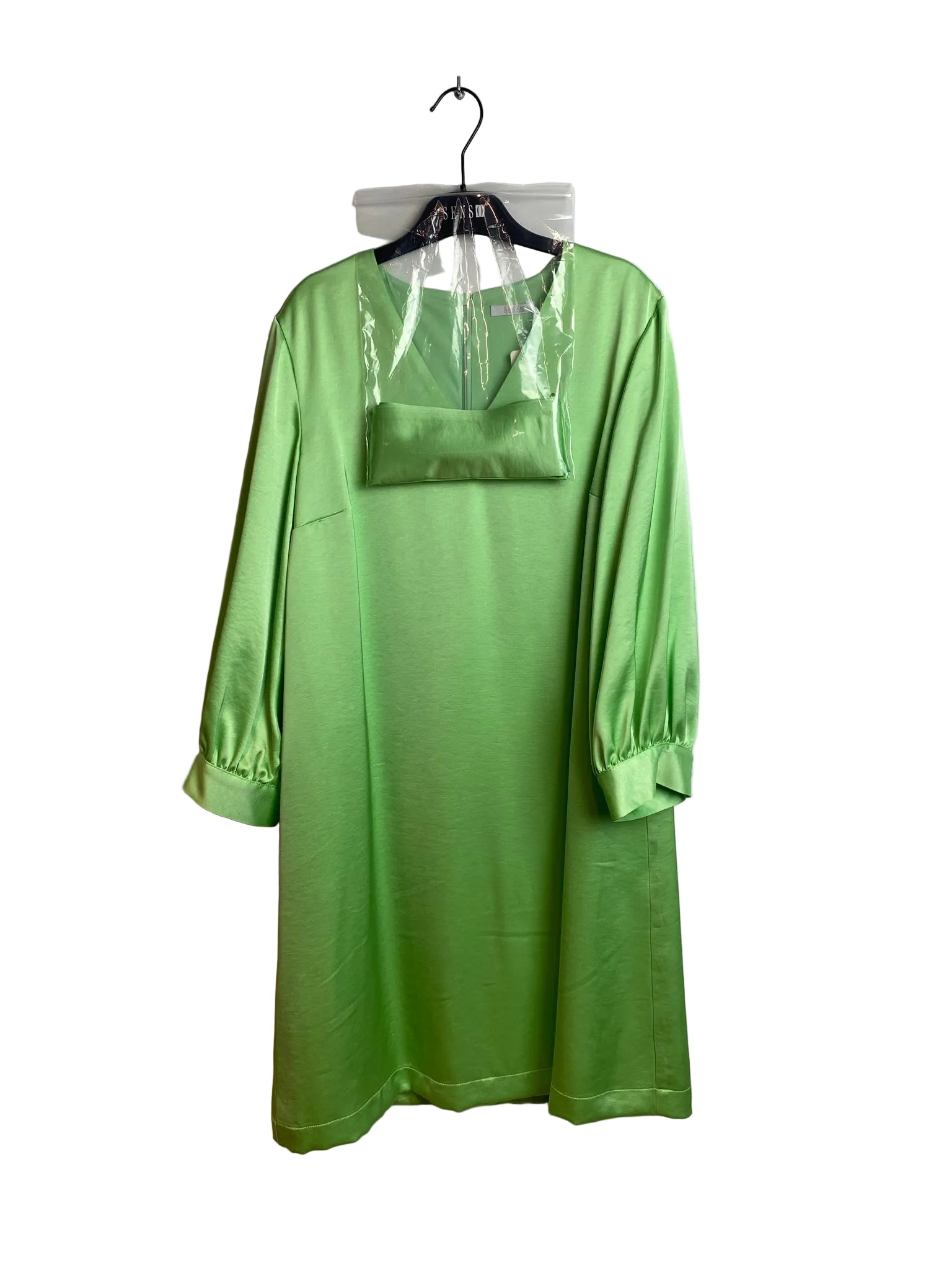 Kleedje Groen Senso ( 1193 Esenza/Green )