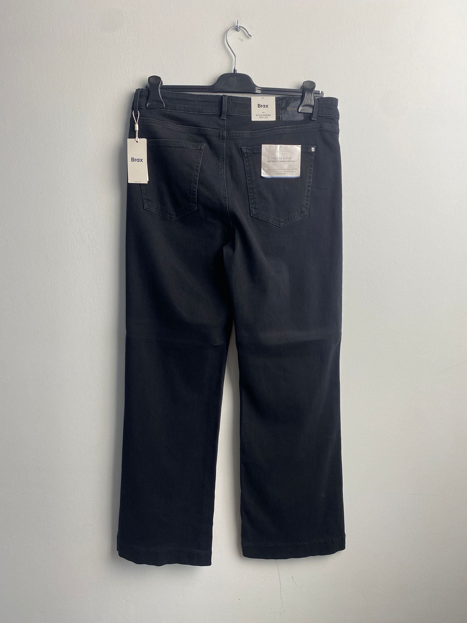 Pantalon Brax noir (Shakira 675 (800)03)