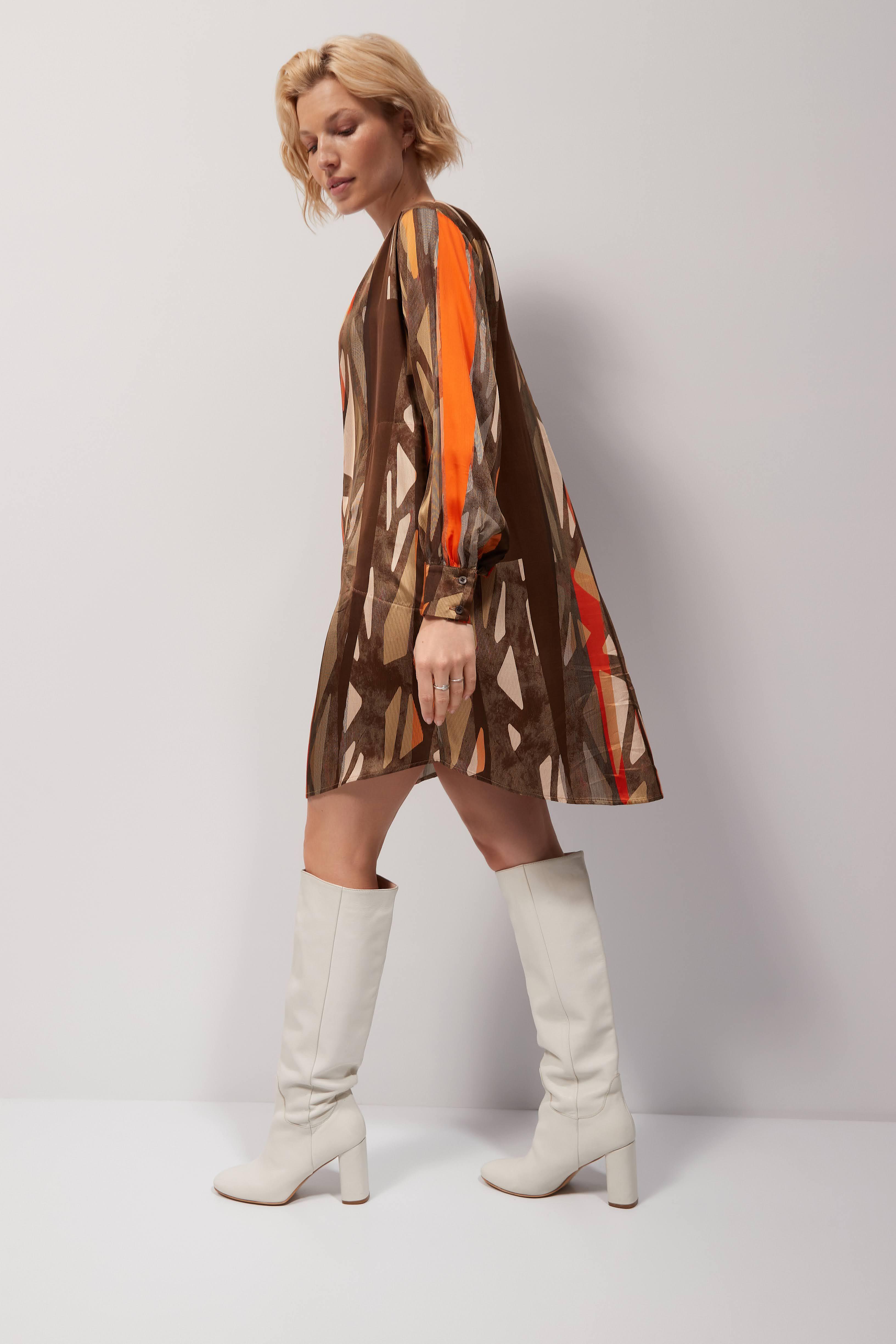Kleedje Oranje Her ( Bart 126/200 ) - Delaere Womenswear