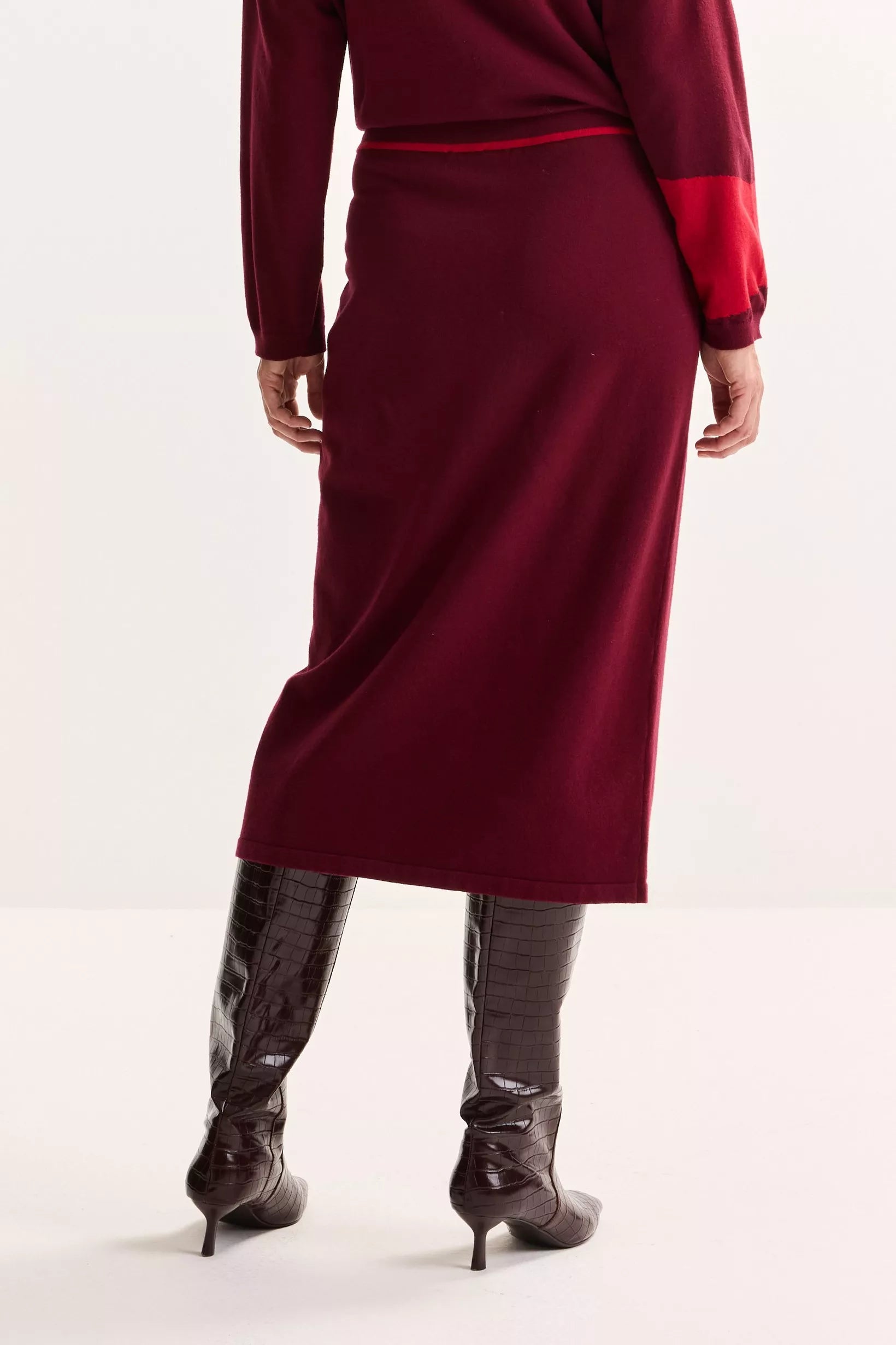 Rok Bordeaux Mayerline ( Cavina 4682/593 )