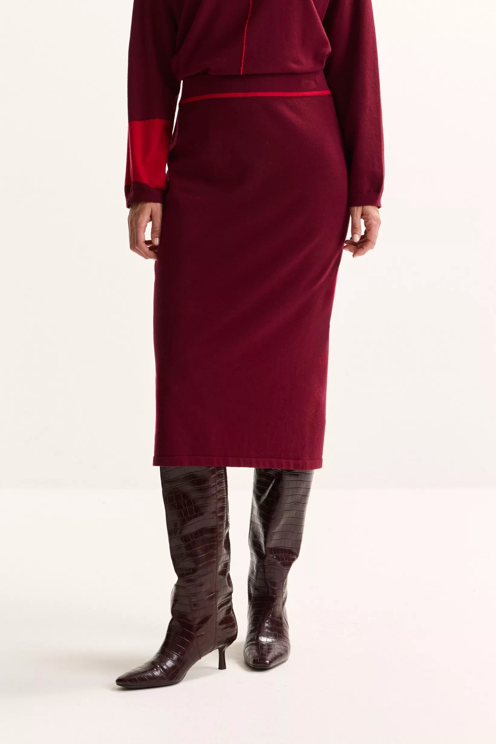 Rok Bordeaux Mayerline ( Cavina 4682/593 )