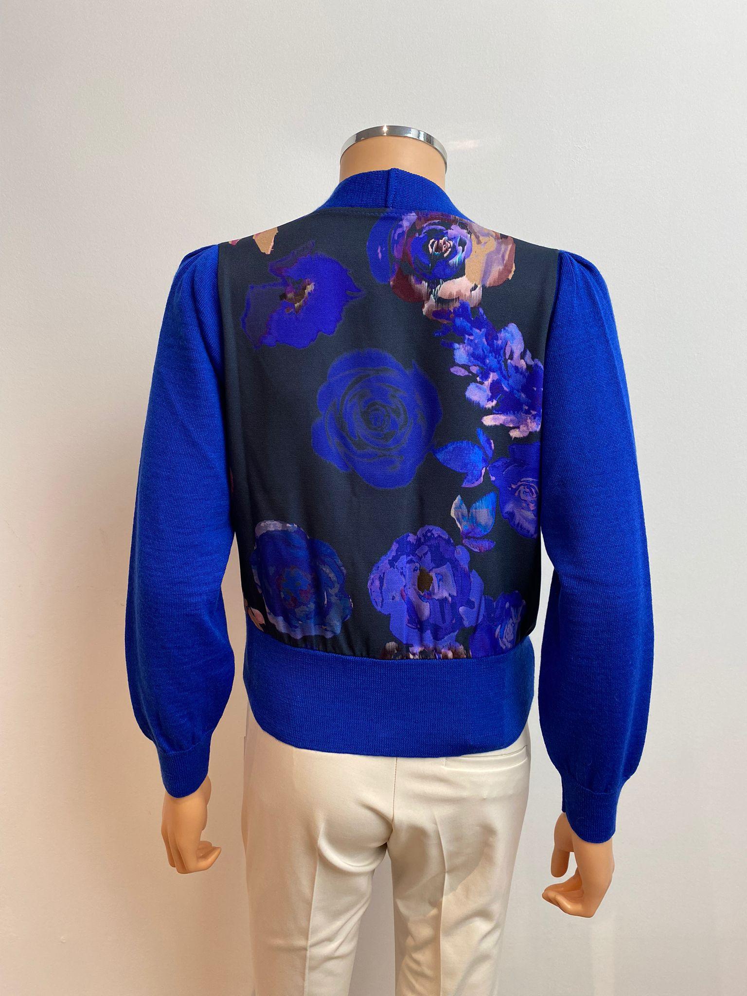 Giletpull Blauw Leonie De Paris ( Lona Brei Flower/Bic ) - Delaere Womenswear
