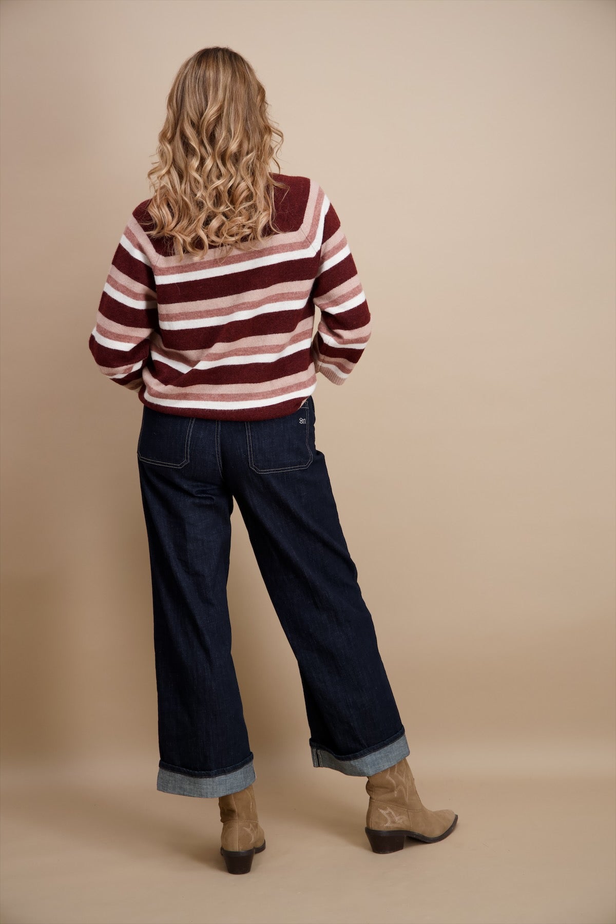 Pull Aubergine Signe Nature ( 842244/4 )