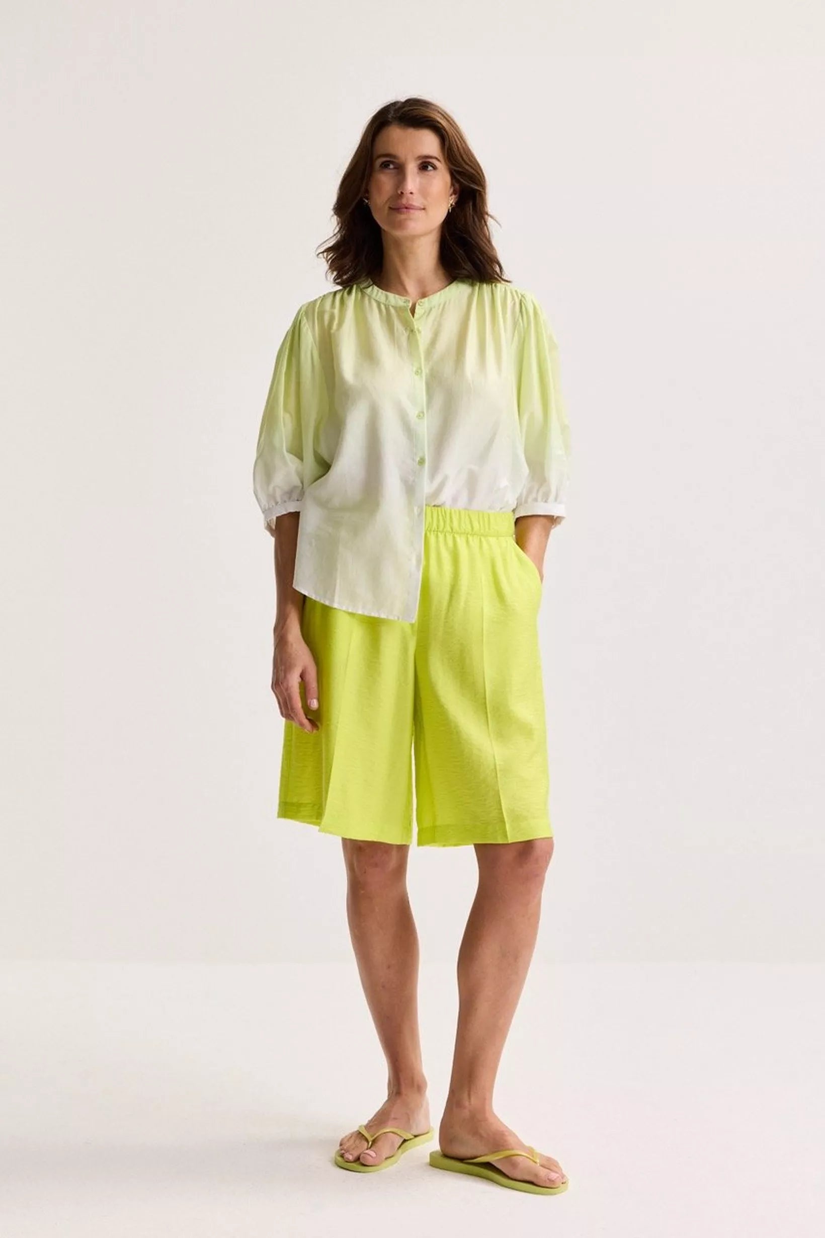Short Geel Mayerline ( Cayne 5104/762 )