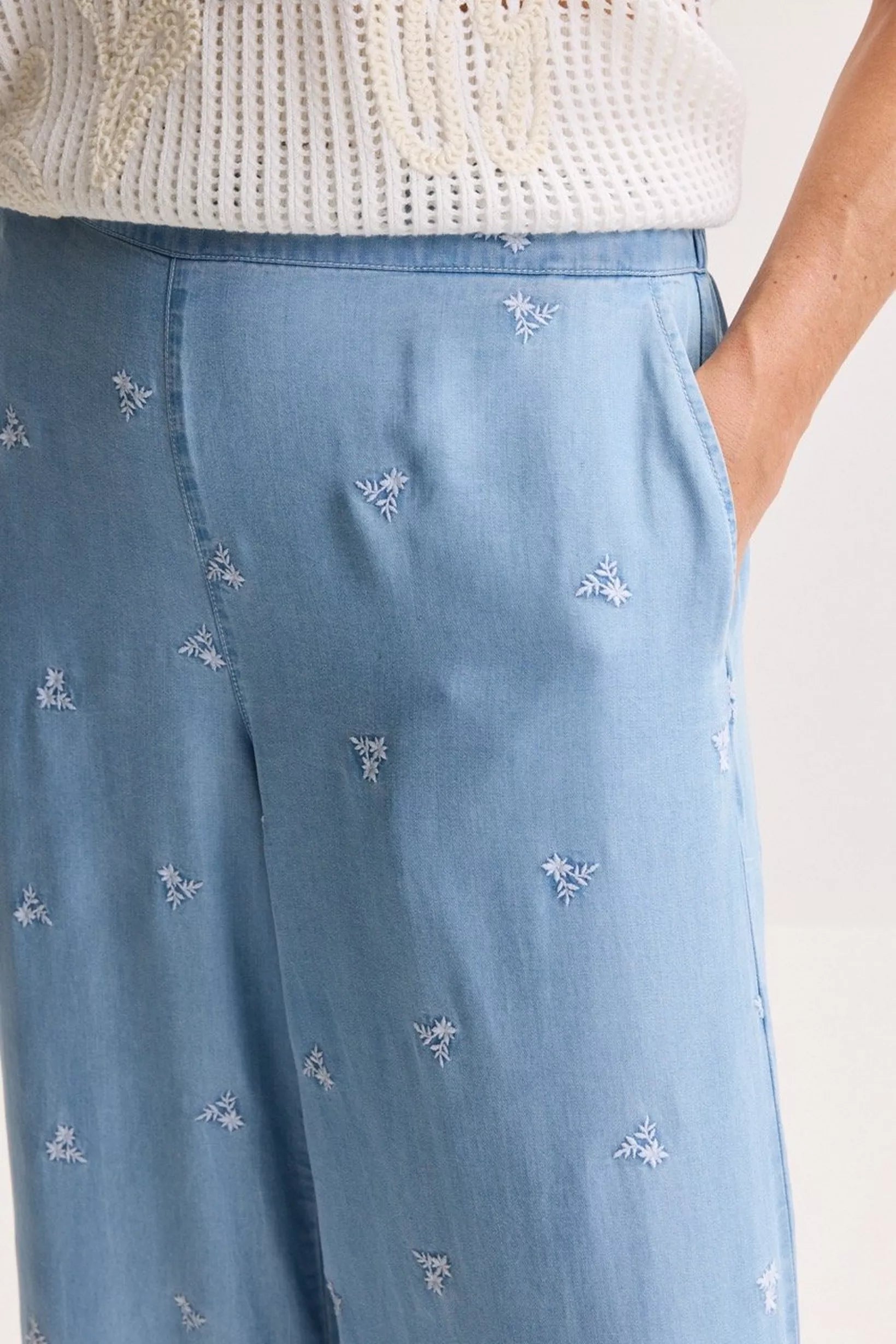 Broek Bleekblauw Mayerline ( Corsica2 5842/104 )