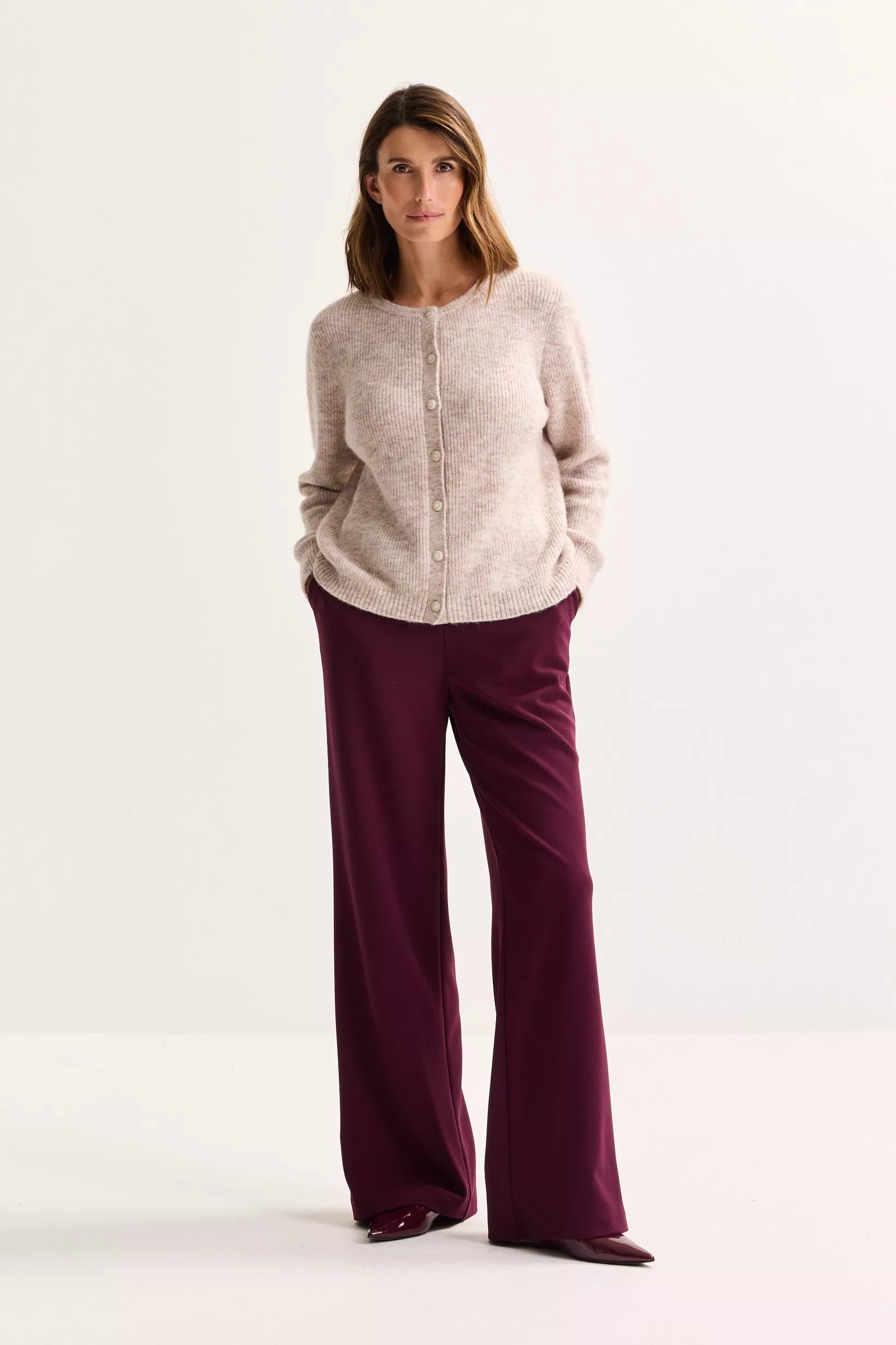 Broek Bordeaux Mayerline ( Cana2 4015/593 )