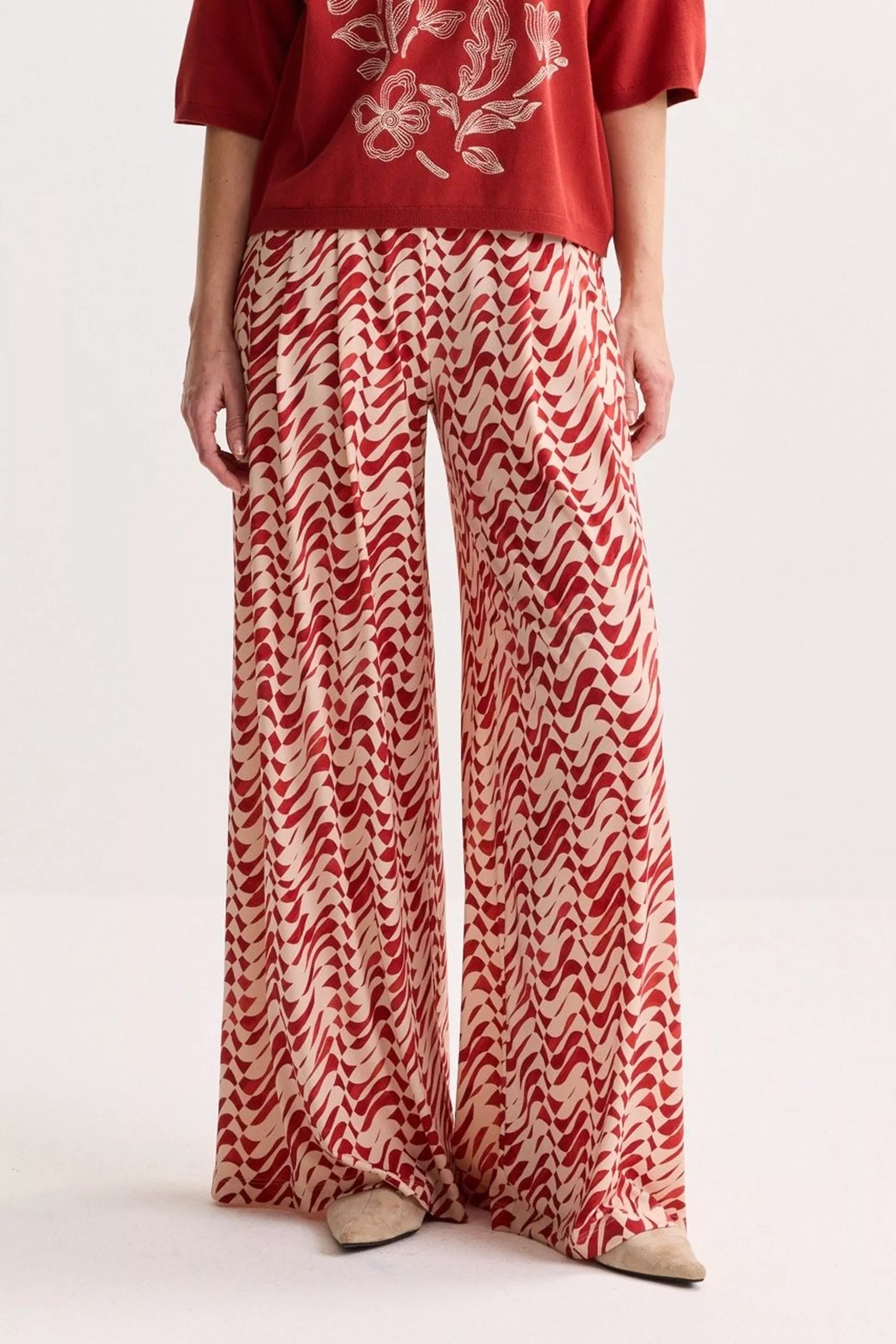 Broek Rood Mayerline ( Cornita 5318/482 )